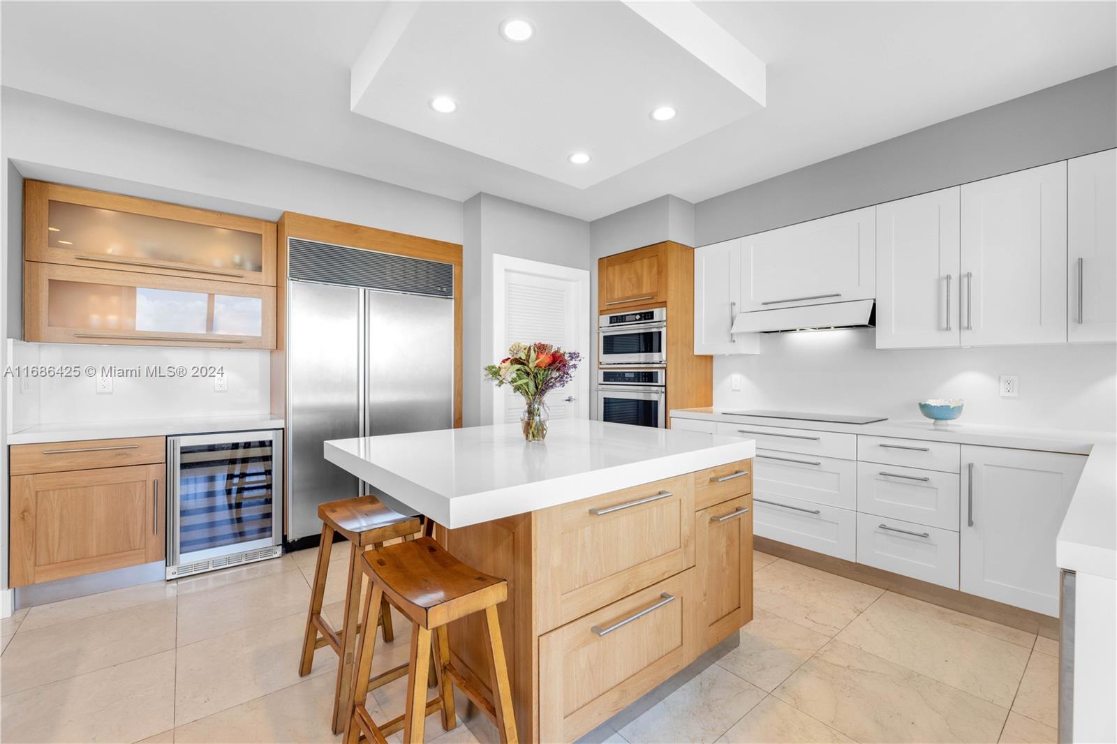 781 Crandon Blvd #1102, Key Biscayne FL 33149