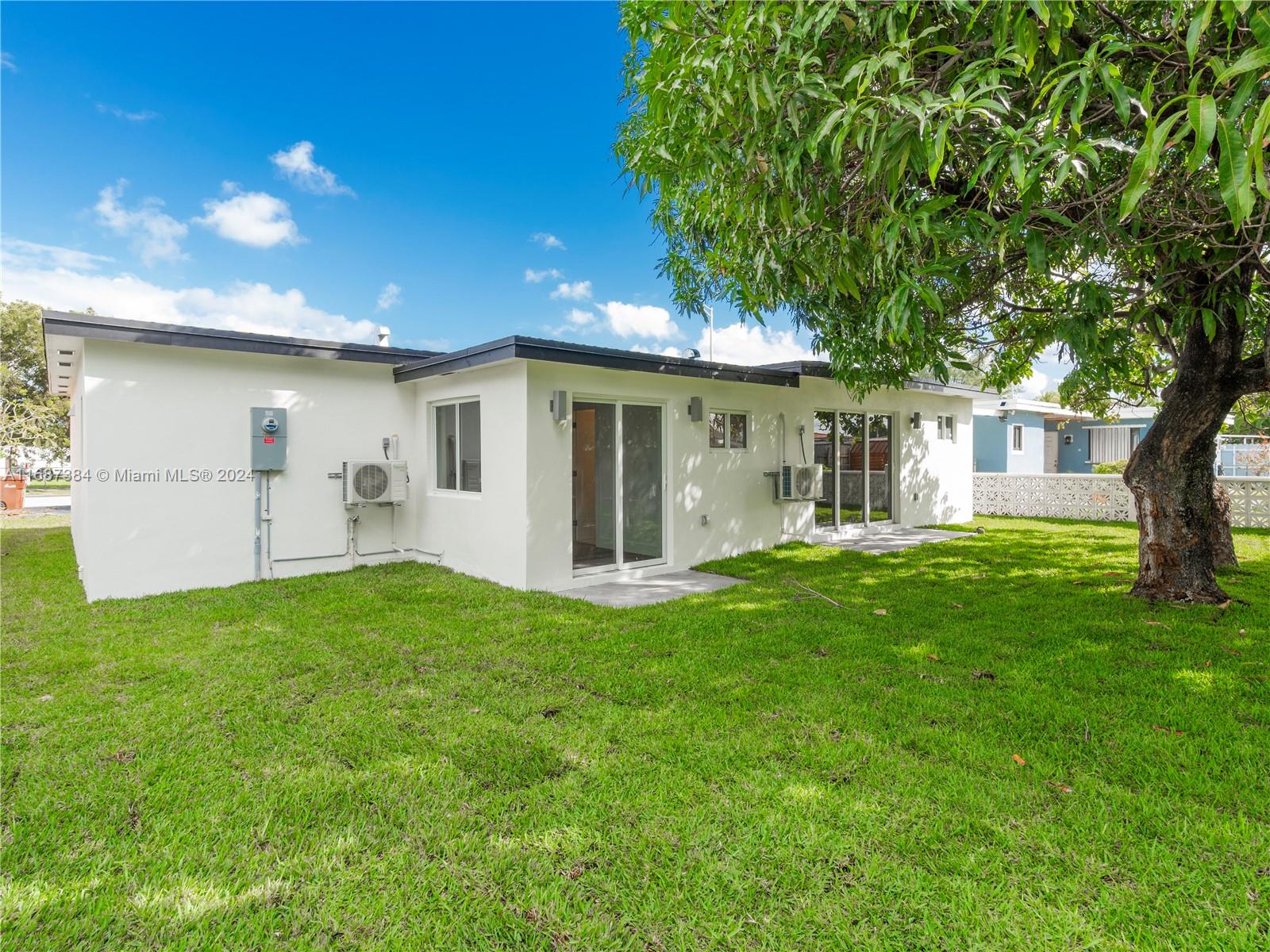 118 SE 9th Ct, Hialeah, Florida image 26