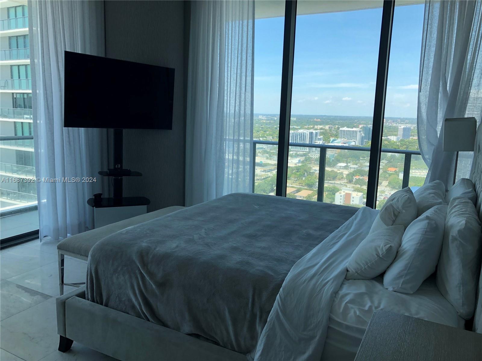 480 NE 31 #2707, Miami FL 33137
