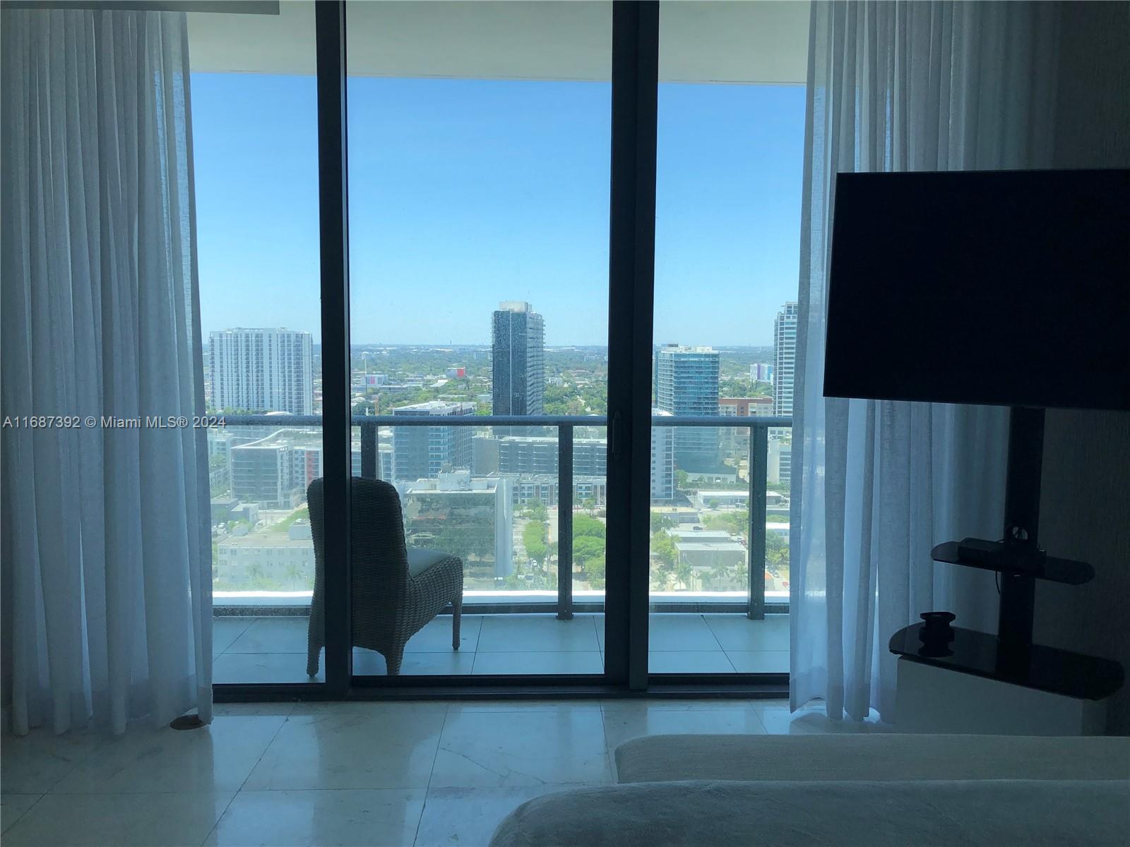 480 NE 31 #2707, Miami FL 33137