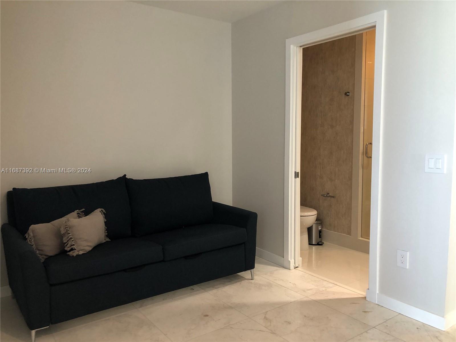 480 NE 31 #2707, Miami FL 33137