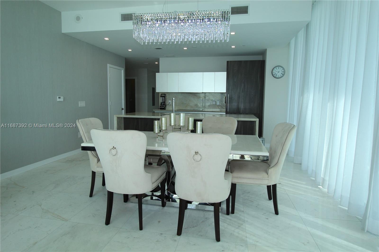 480 NE 31 #2707, Miami FL 33137