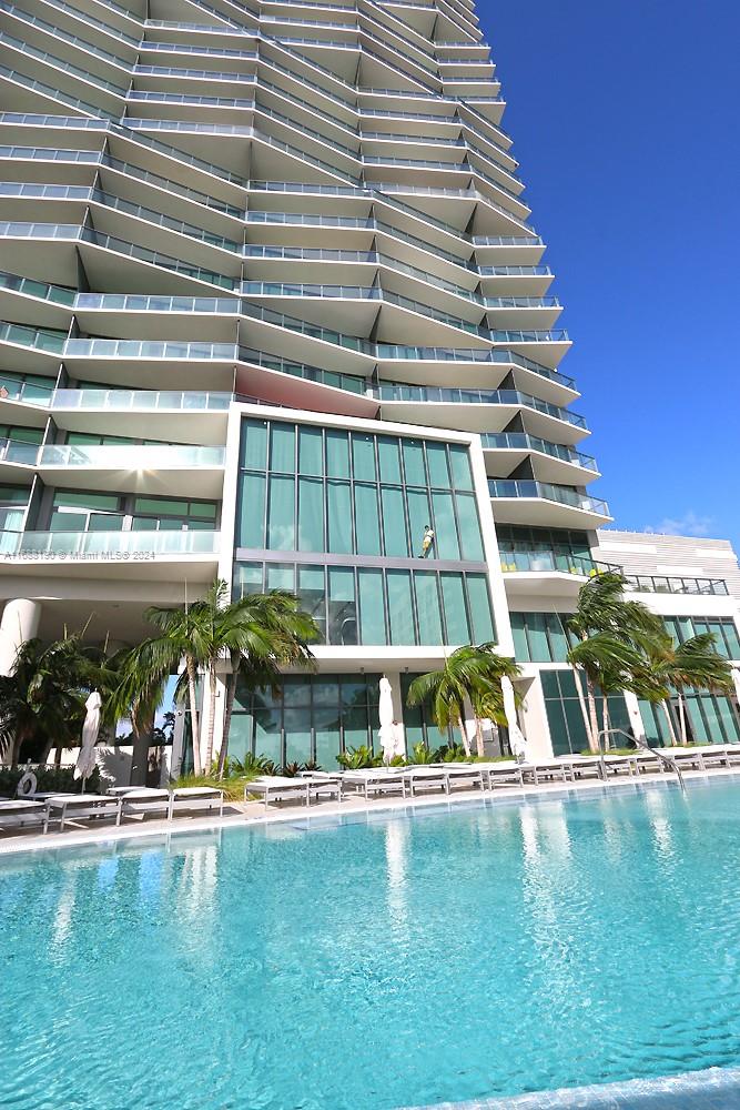460 NE 28th St #504, Miami FL 33137