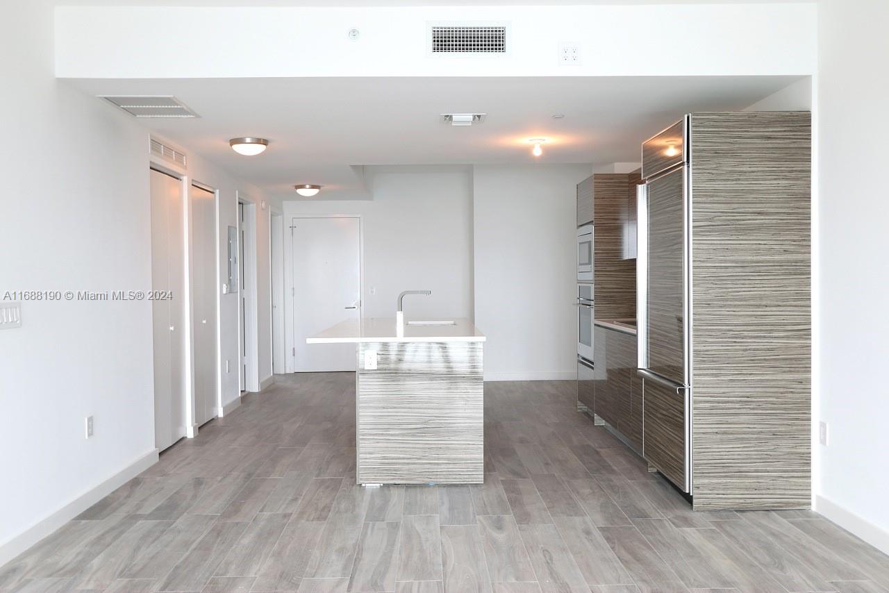 460 NE 28th St #504, Miami FL 33137