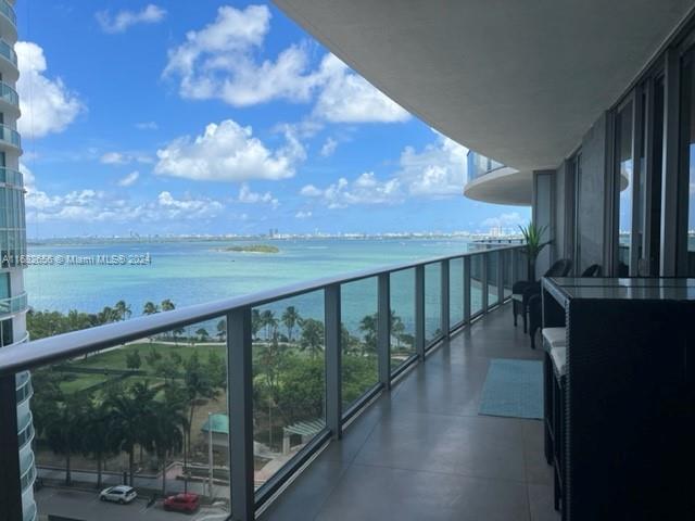 Condo for Sale in Miami, FL