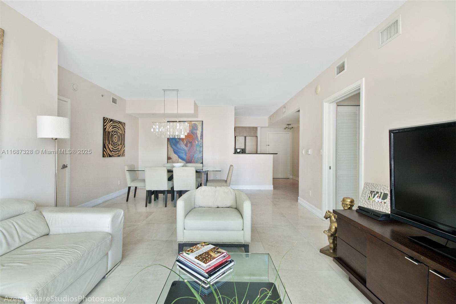 325 S Biscayne Blvd #1119, Miami FL 33131