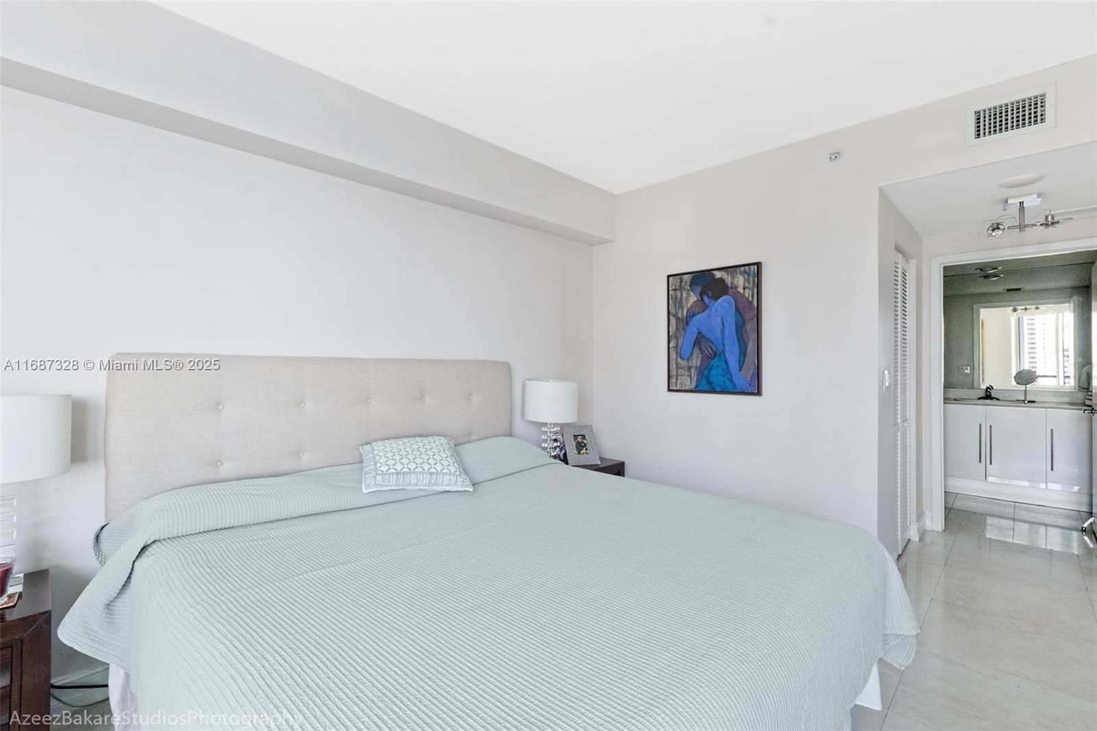 325 S Biscayne Blvd #1119, Miami FL 33131