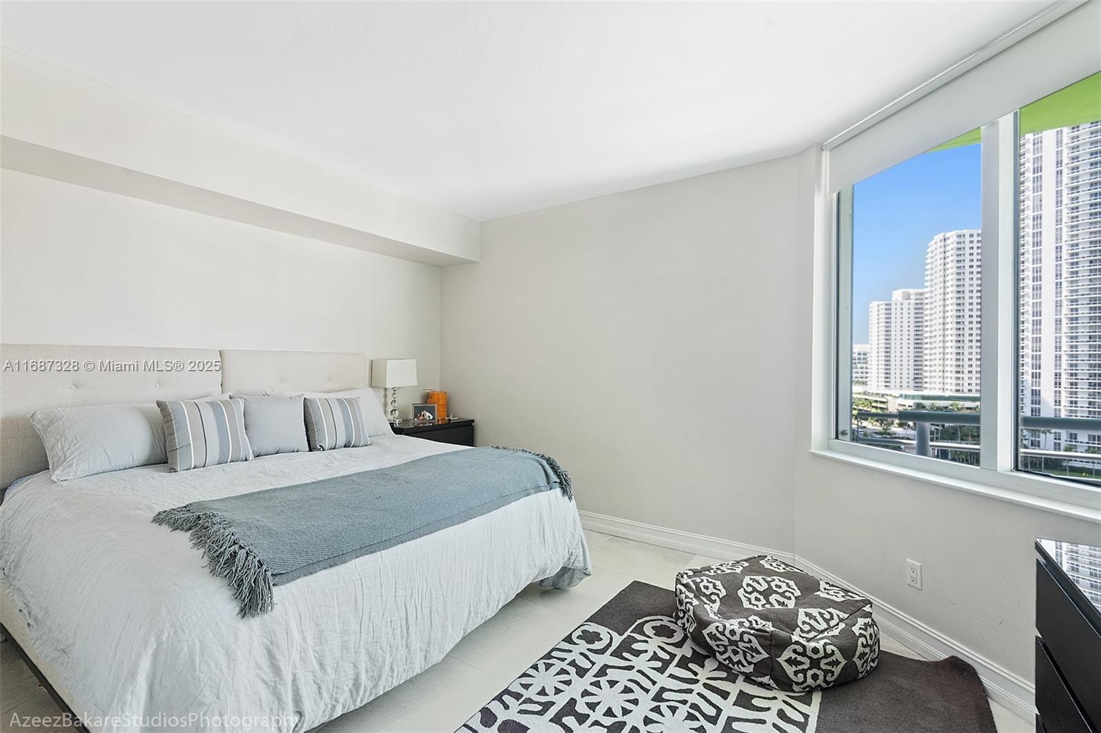 325 S Biscayne Blvd #1119, Miami FL 33131