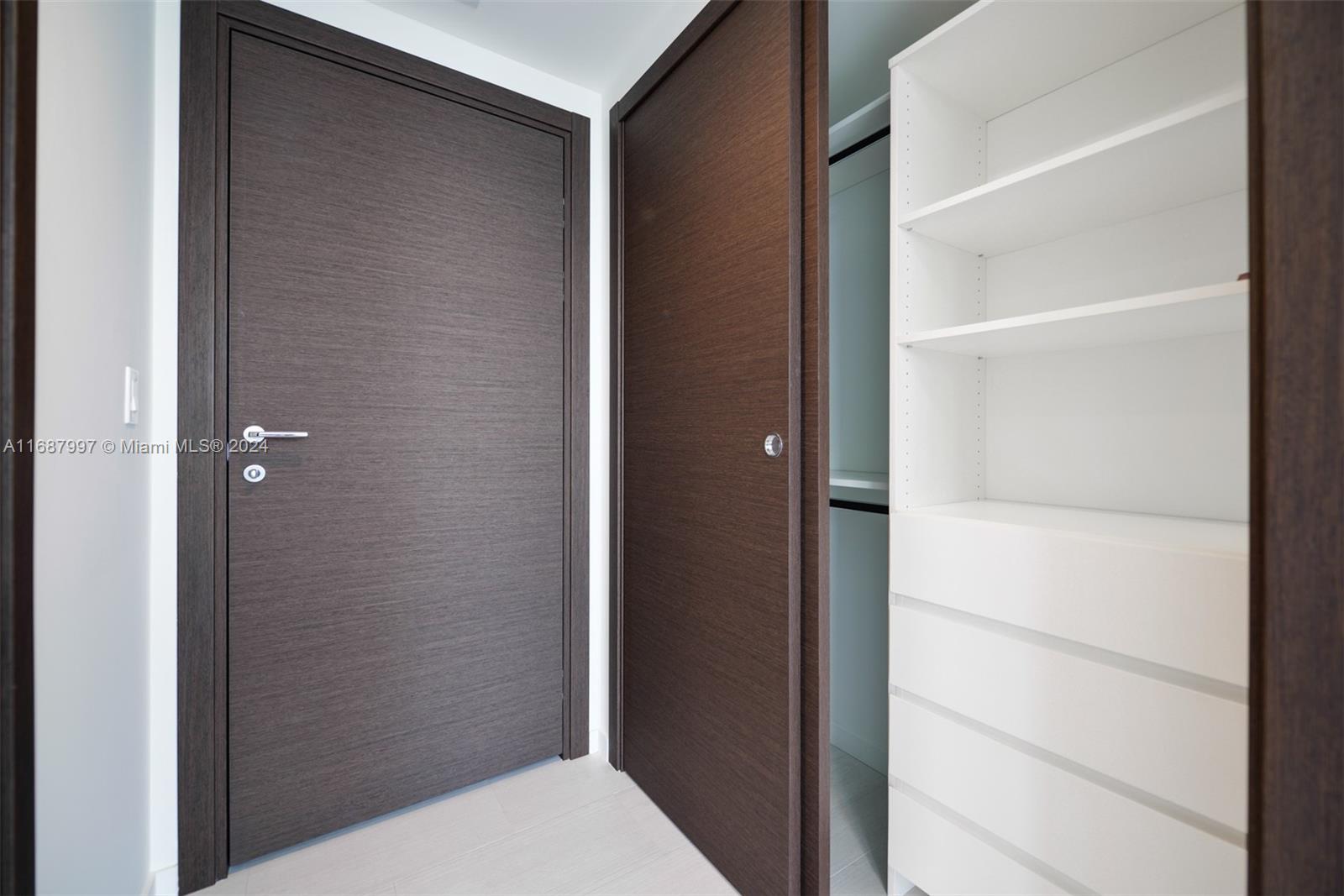 1000 Brickell Plz #3302, Miami FL 33131