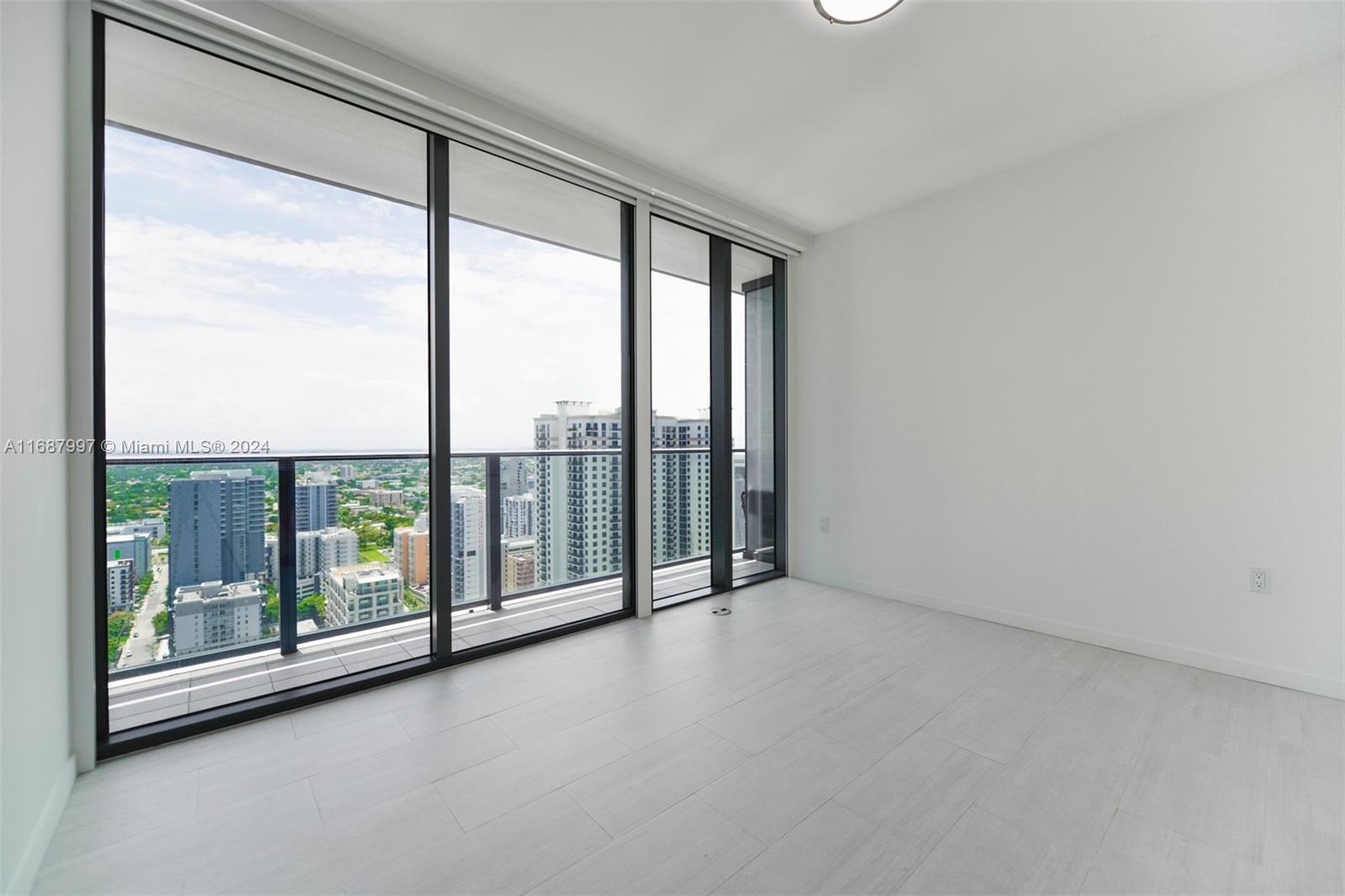 1000 Brickell Plz #3302, Miami FL 33131