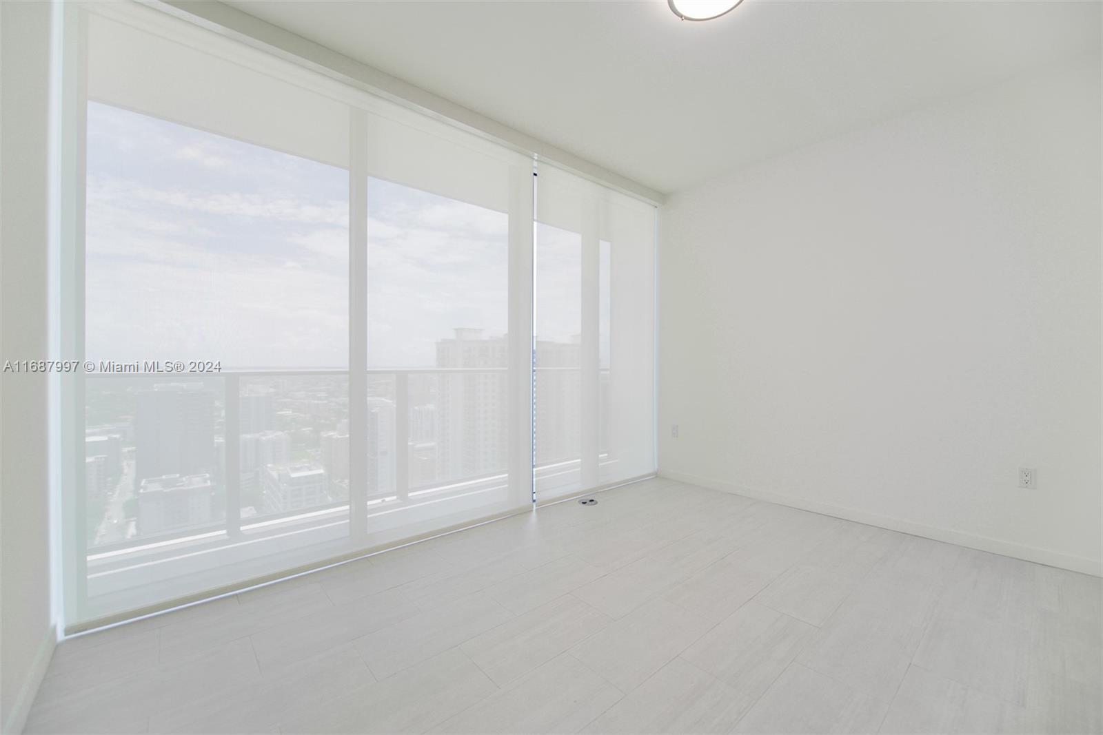 1000 Brickell Plz #3302, Miami FL 33131