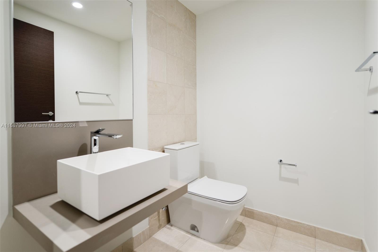 1000 Brickell Plz #3302, Miami FL 33131