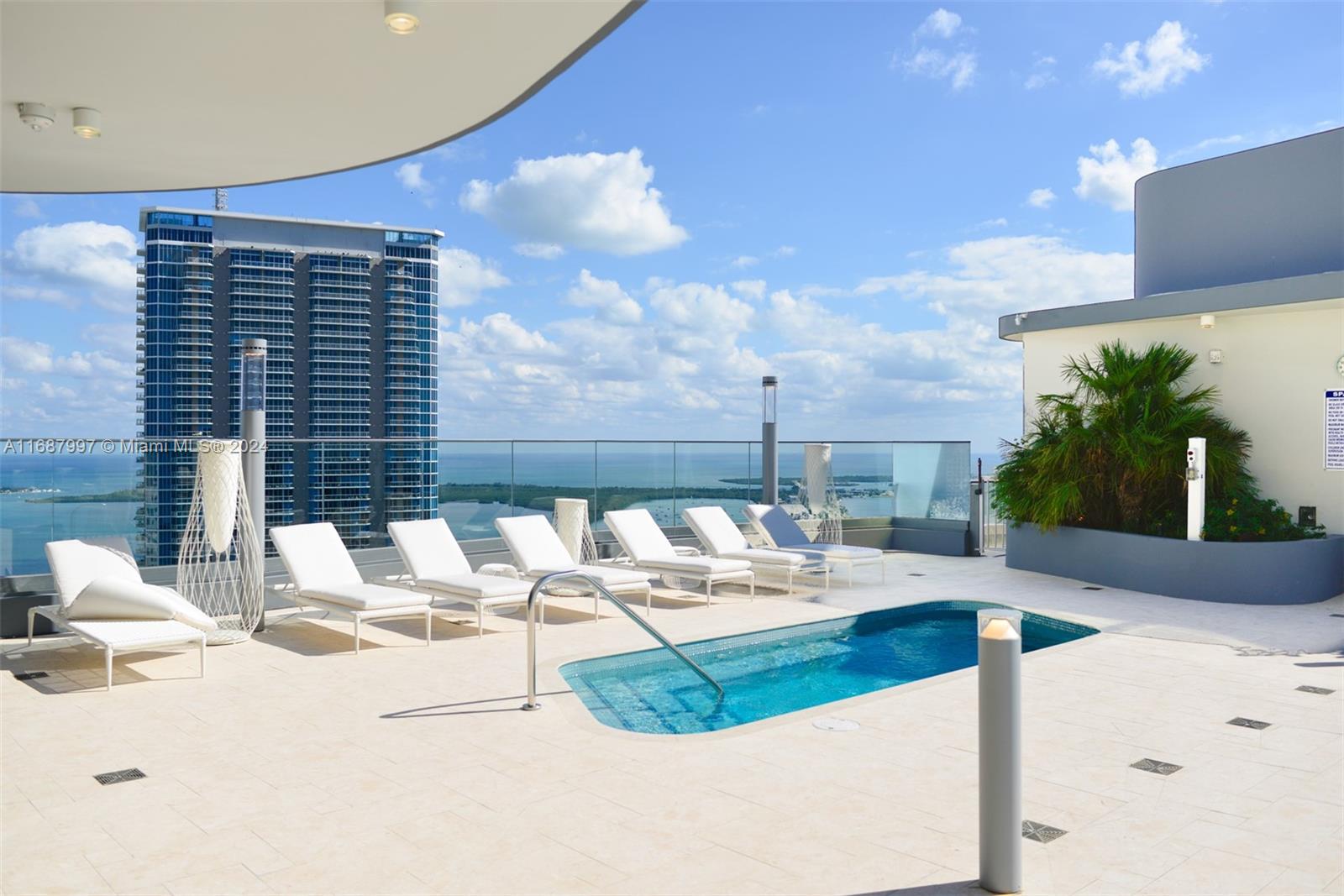 1000 Brickell Plz #3302, Miami FL 33131