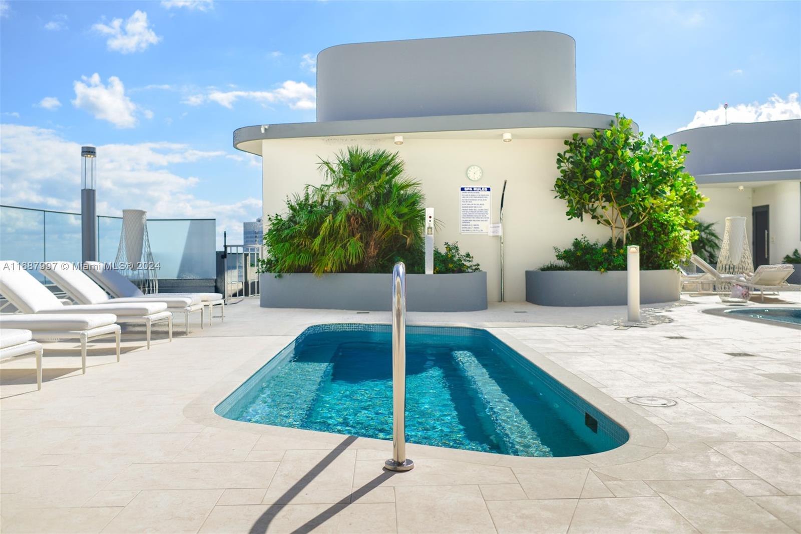 1000 Brickell Plz #3302, Miami FL 33131