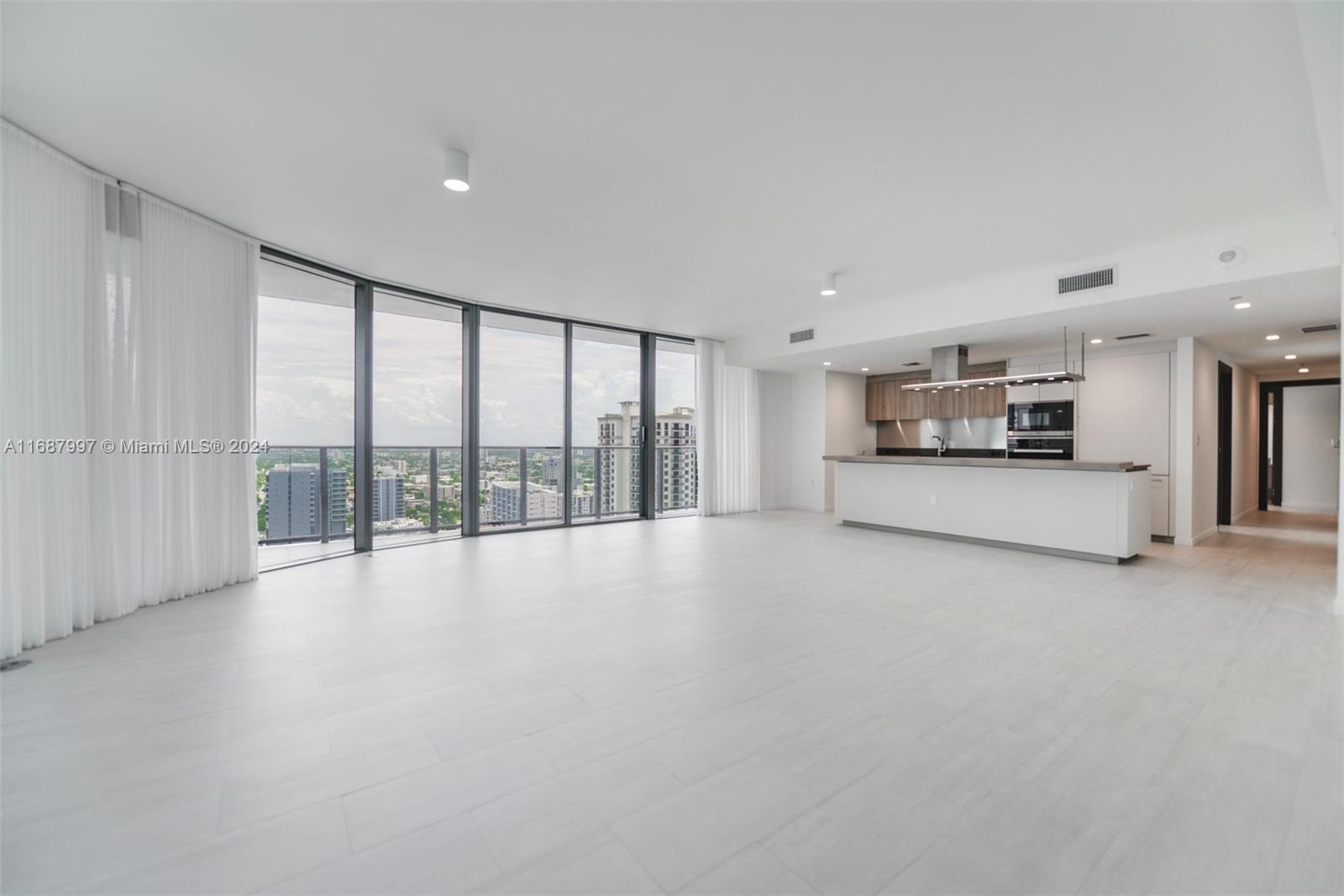 1000 Brickell Plz #3302, Miami FL 33131