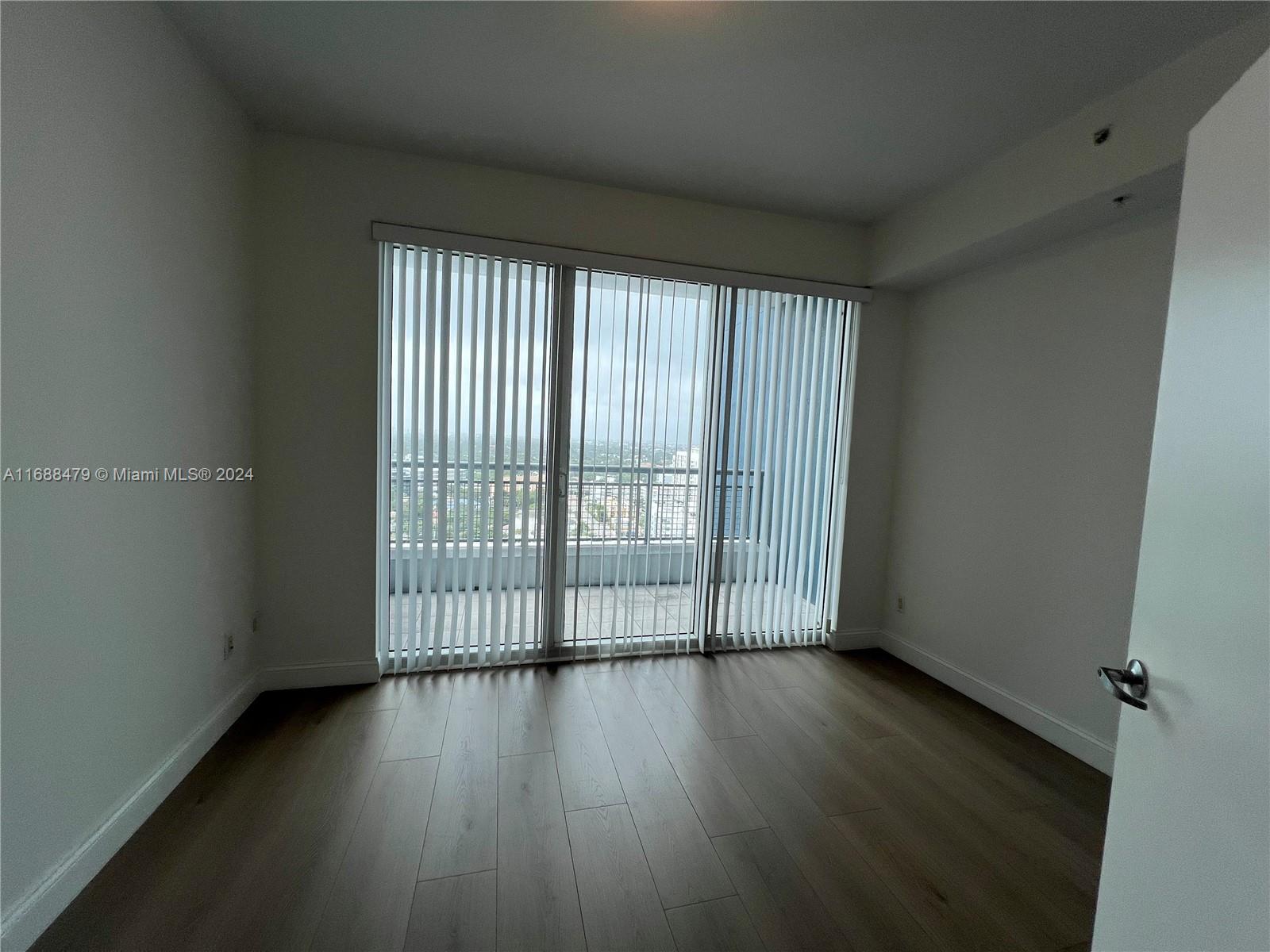 60 SW 13th St #1613, Miami FL 33130