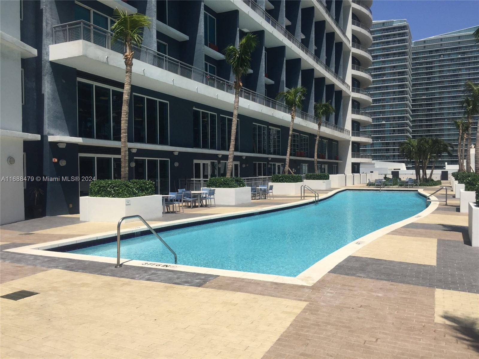 60 SW 13th St #1613, Miami FL 33130