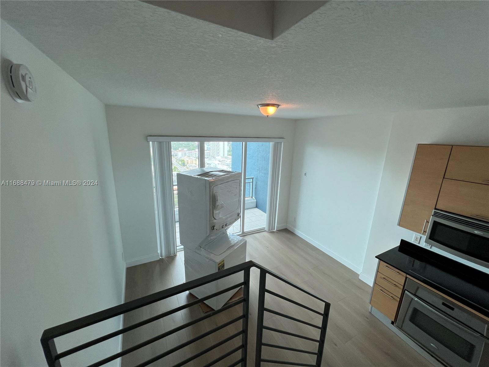 60 SW 13th St #1613, Miami FL 33130