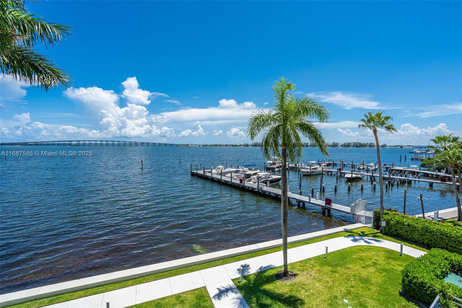 1541 Brickell Ave #A1901, Miami FL 33129