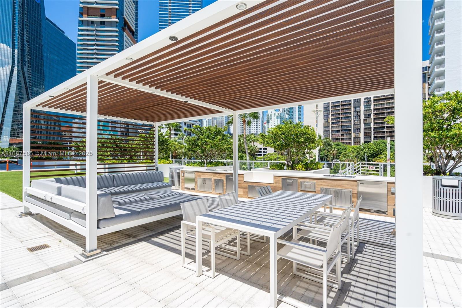 1541 Brickell Ave #A1901, Miami FL 33129
