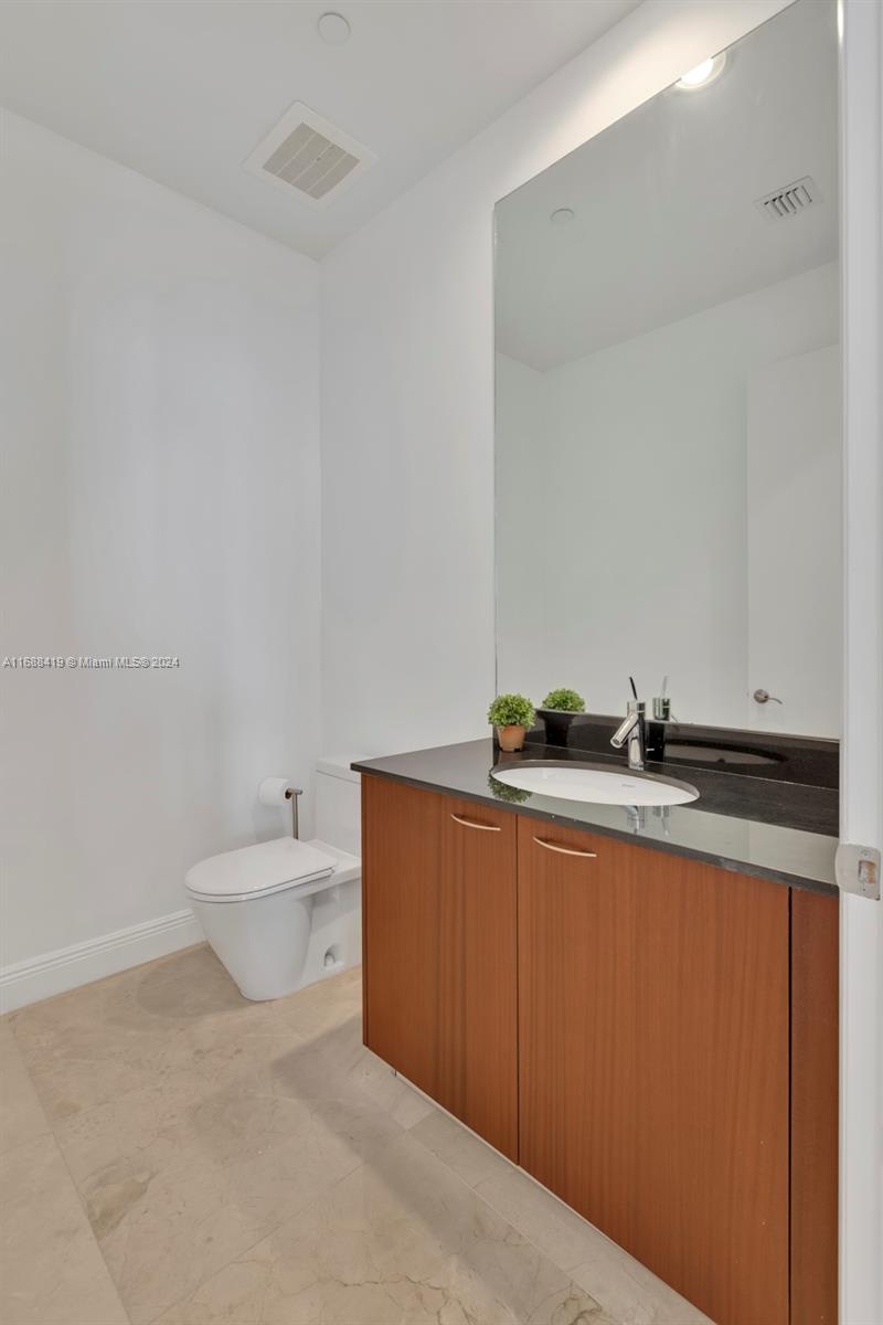 15811 Collins Ave #4002, Sunny Isles Beach FL 33160
