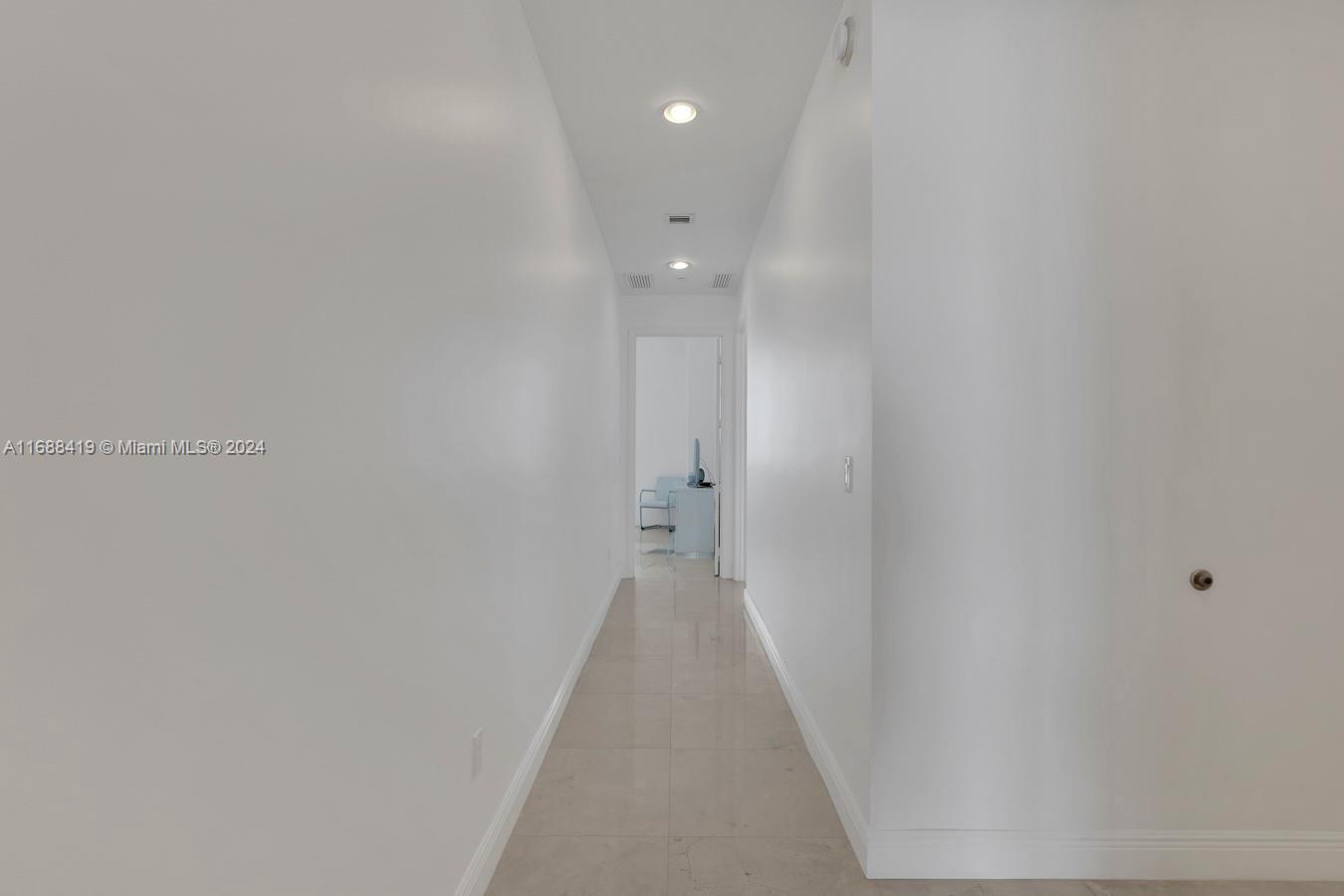 15811 Collins Ave #4002, Sunny Isles Beach, Florida image 18