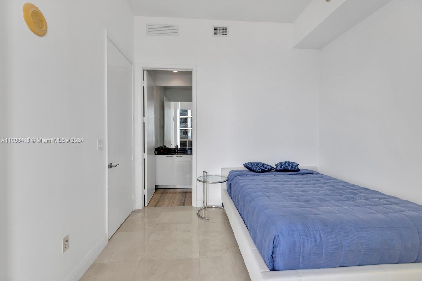 15811 Collins Ave #4002, Sunny Isles Beach FL 33160