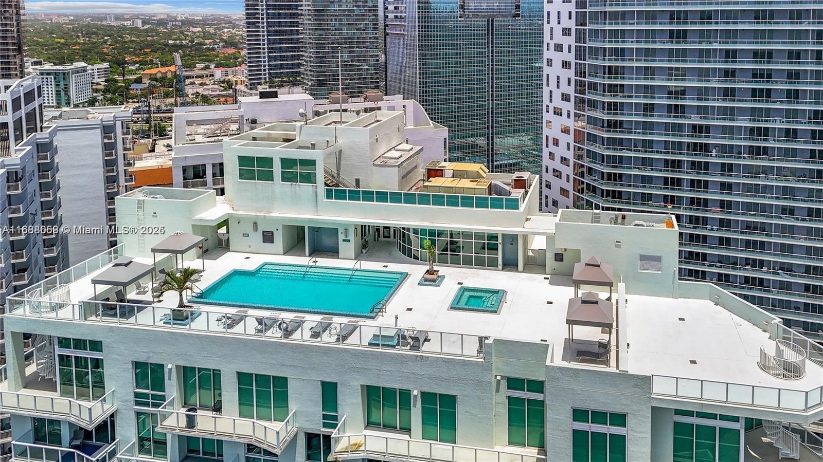 218 SE 14th St #2107, Miami FL 33131