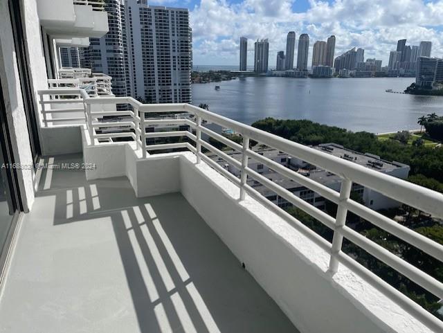 BEAUTIFUL REMODELED UNFURNISHED 2 BEDROOM 2 BATHROOM APARTMENT WITH INTERCOSTAL AND OCEAN VIEW. WASHER AND DRYER IN THE UNIT WITH ALL ADDITIONAL SUPPLIES, INTERNET AND CABLE TV. STAINLESS STELL APPLIANCES.BUILT IN WALKING CLOSET IN MASTER BEDROOM.BUILT IN CLOSET I 2ND BEDROOM. BUILDING HAS GREAT AMENITIES WITH  GYM, DOG PARK AND 2 POOLS. GREAT AVENTURA AREA WITH A LOT OF PARKS, SHOPPING AND WALKING DISTANCE TO THE BEACH & AVENTURA MALL. CALL FOR MORE INFORMATION AND DETAILS.