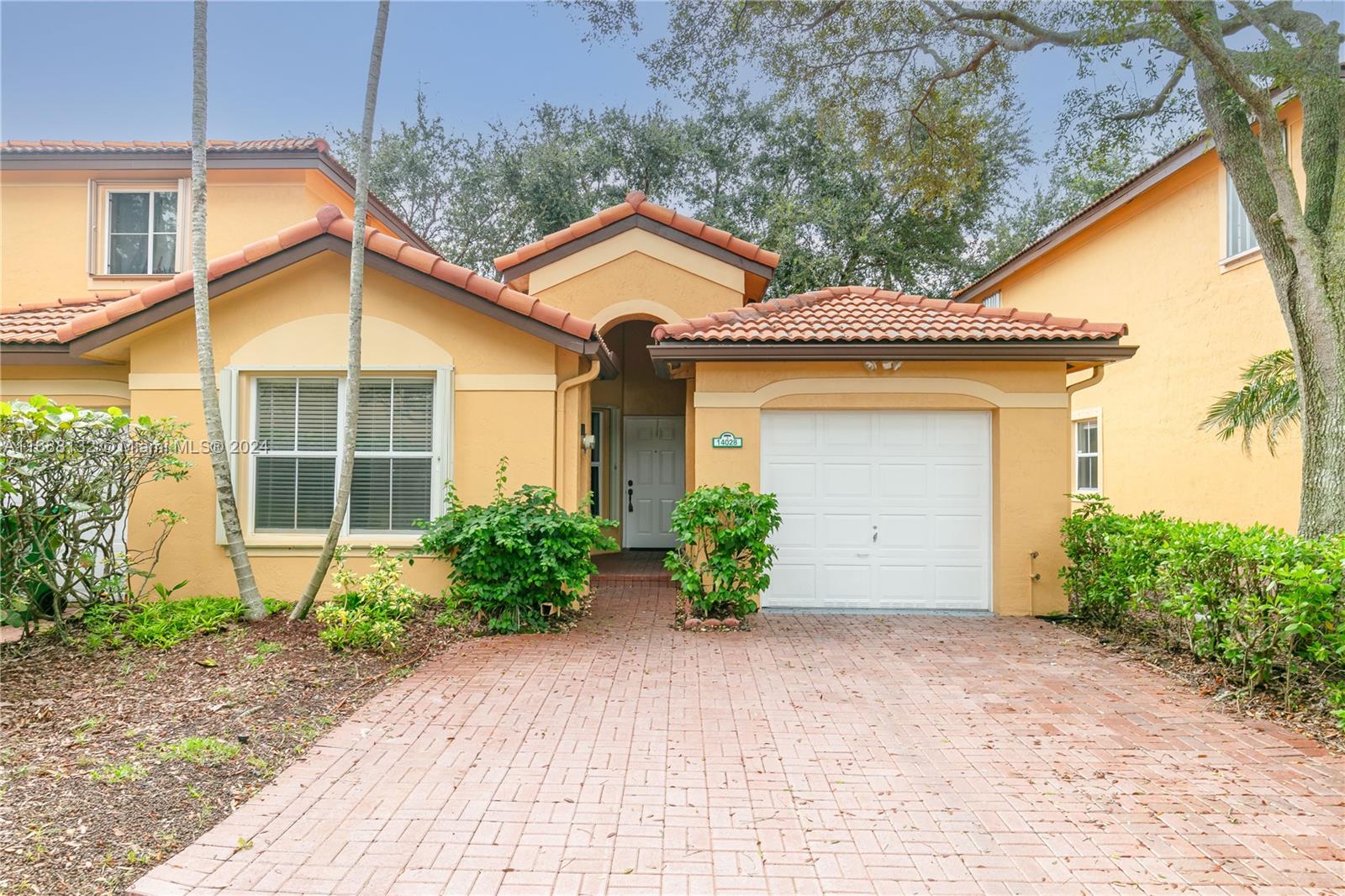 14028 S Forest Oak Cir, Davie, Florida image 3