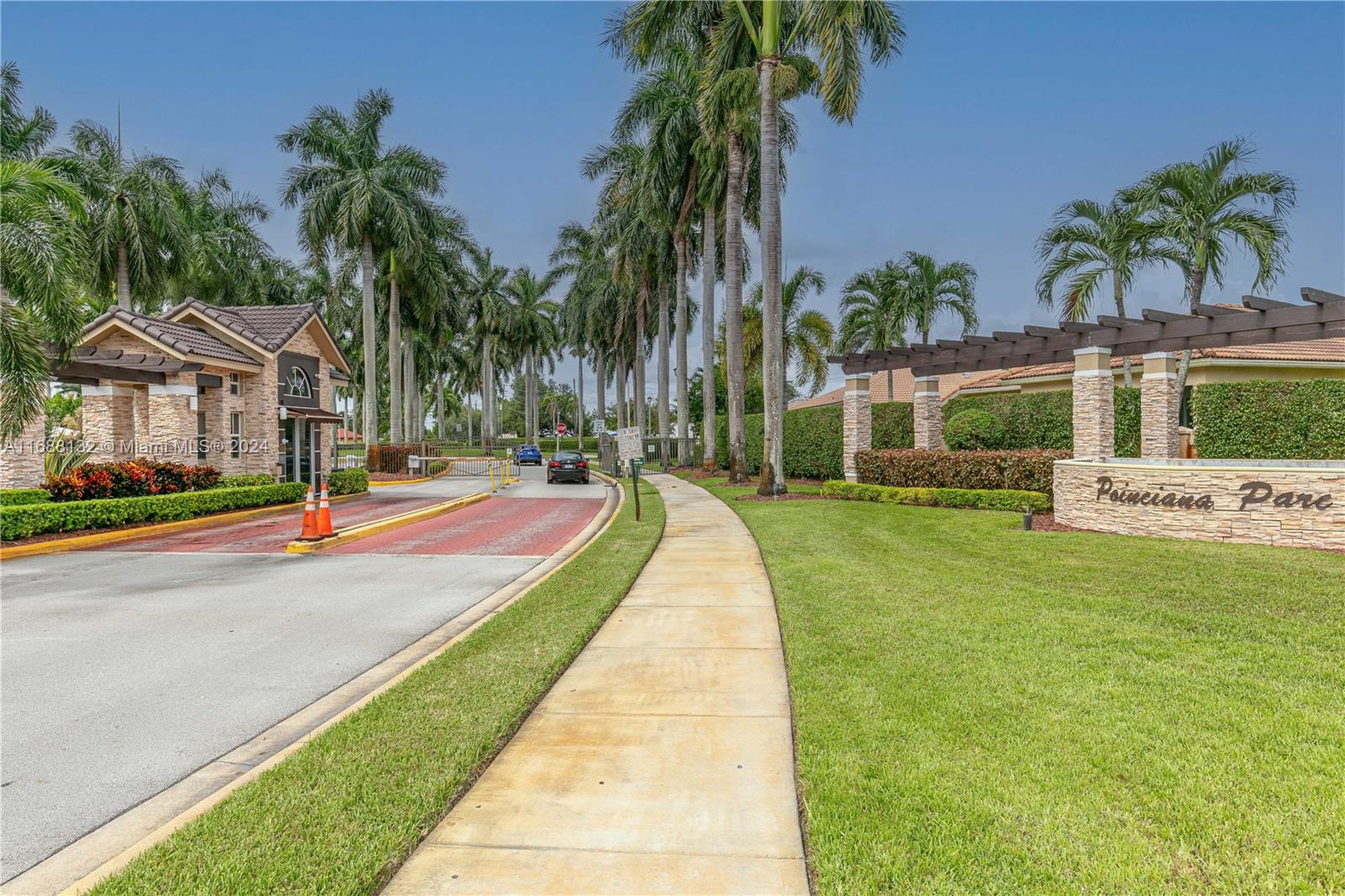 14028 S Forest Oak Cir, Davie, Florida image 8