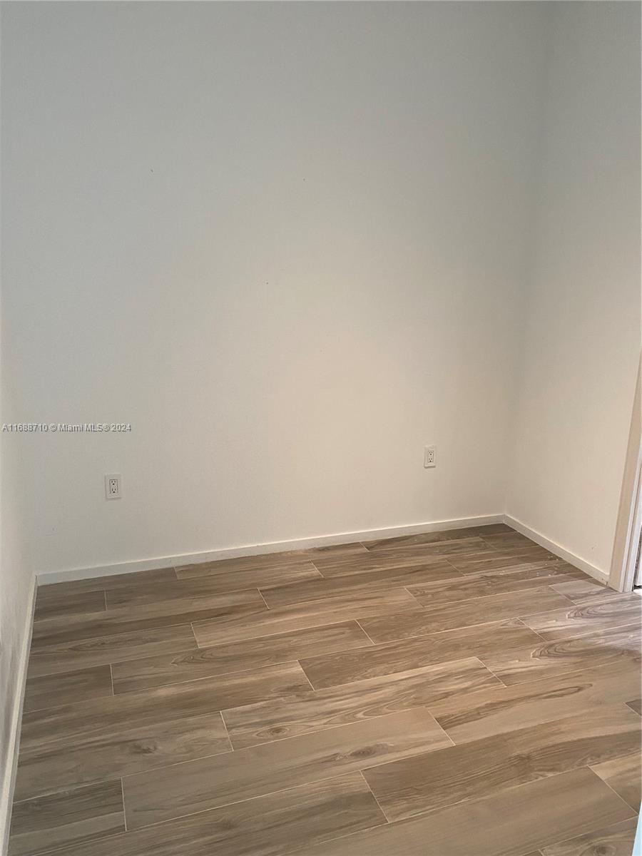 801 S Miami Ave #5002, Miami FL 33130