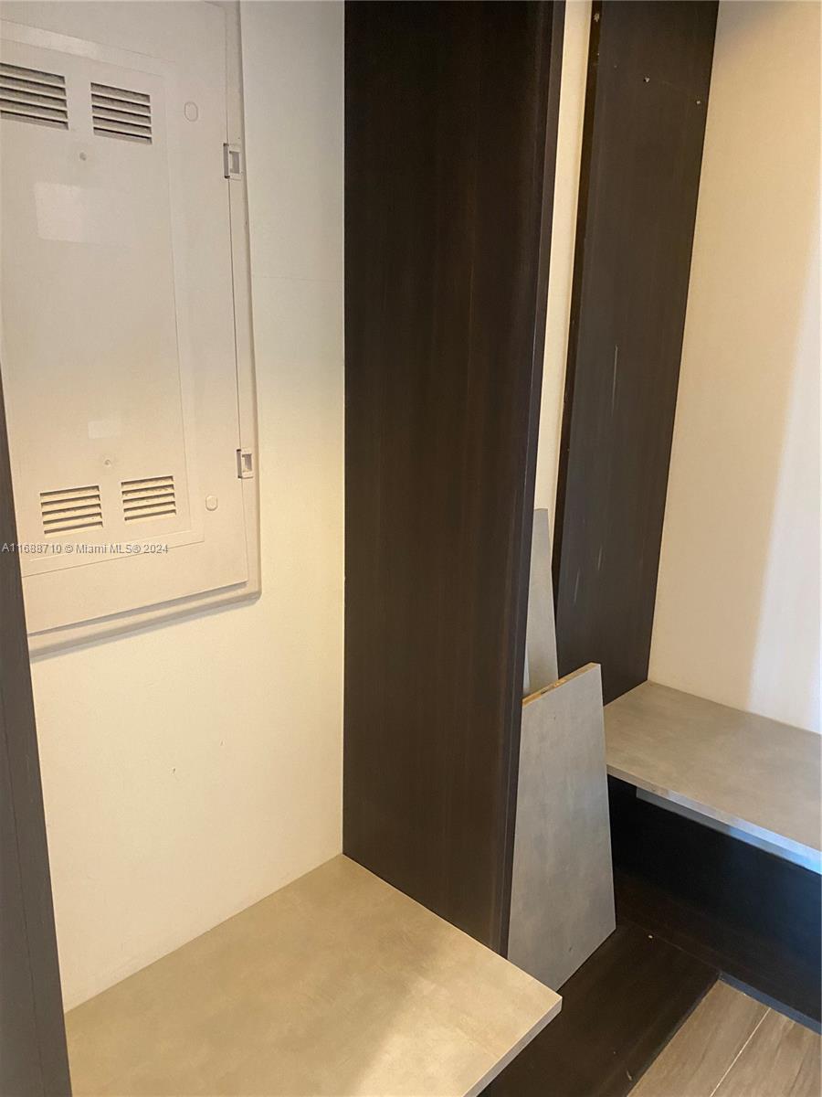 801 S Miami Ave #5002, Miami FL 33130