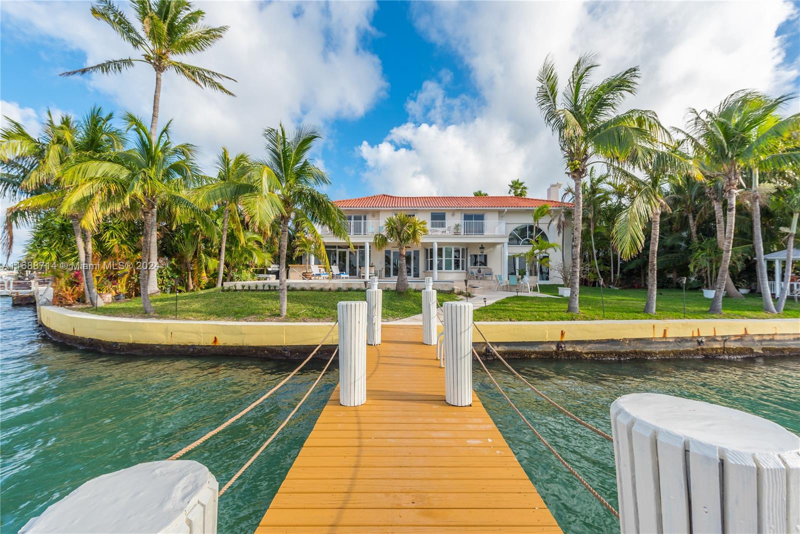 Residential, Miami Beach, Florida image 5