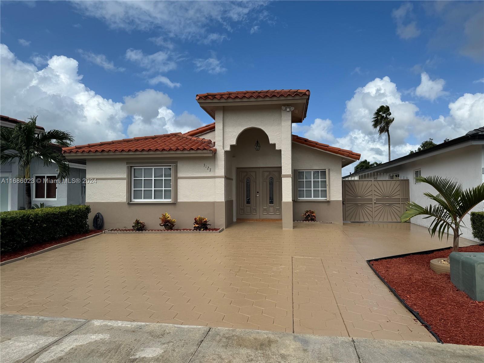 3127 W 69th Pl, Hialeah, Florida image 1