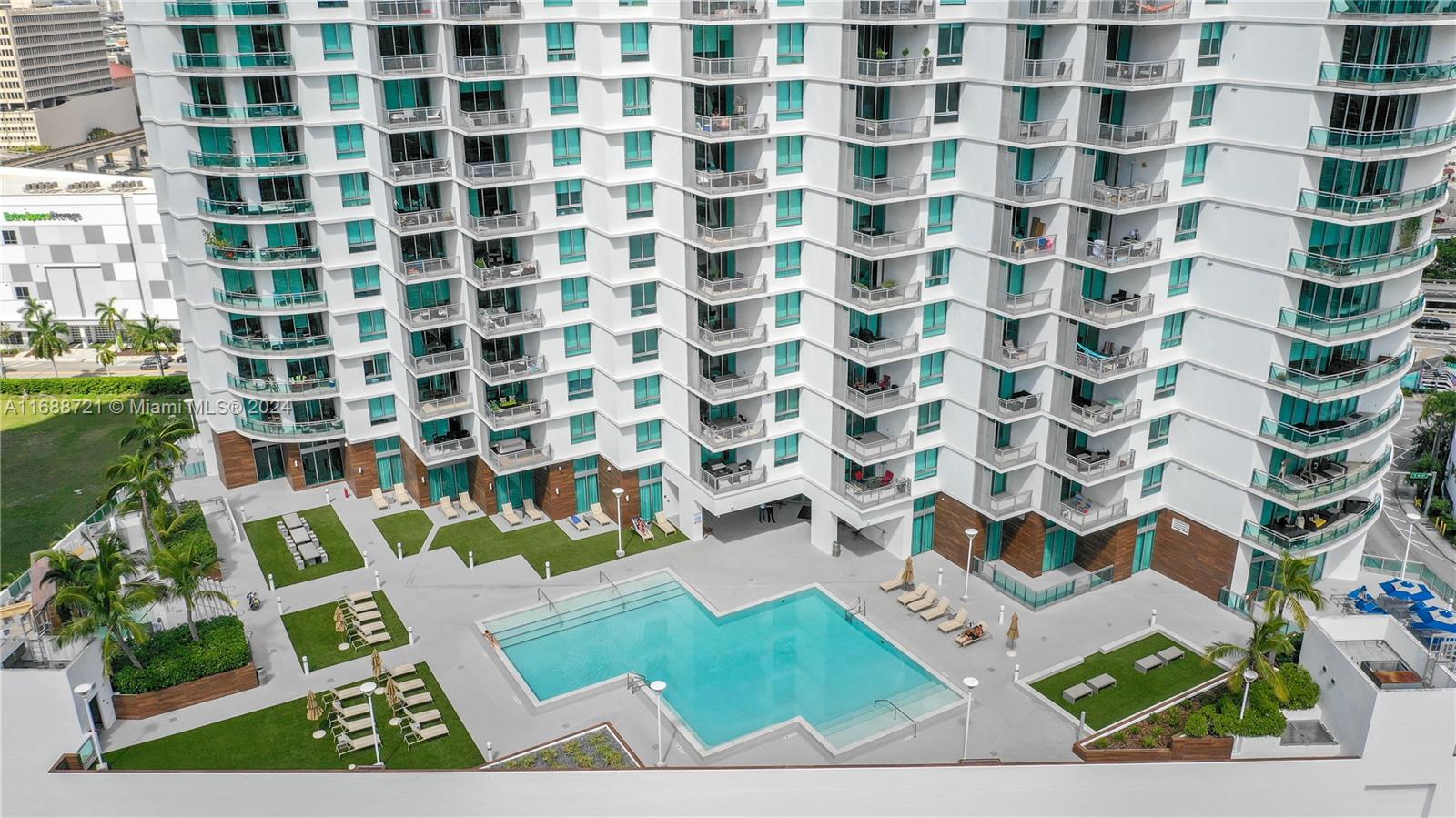 350 S Miami Ave #3410, Miami FL 33130