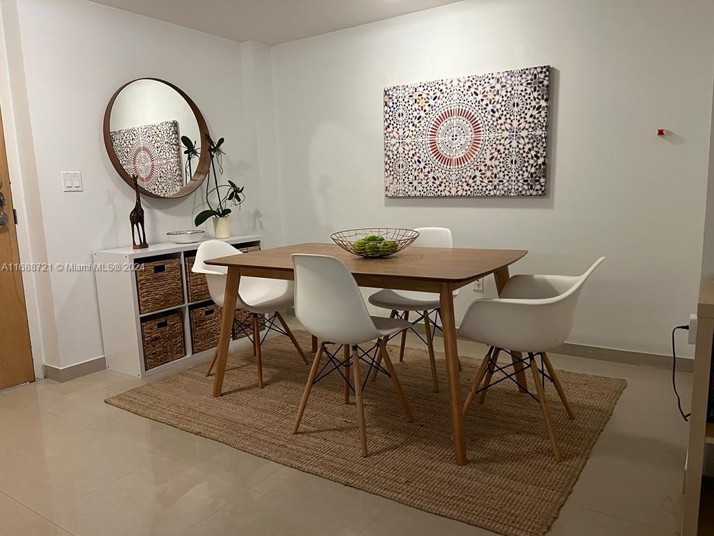 350 S Miami Ave #3410, Miami FL 33130