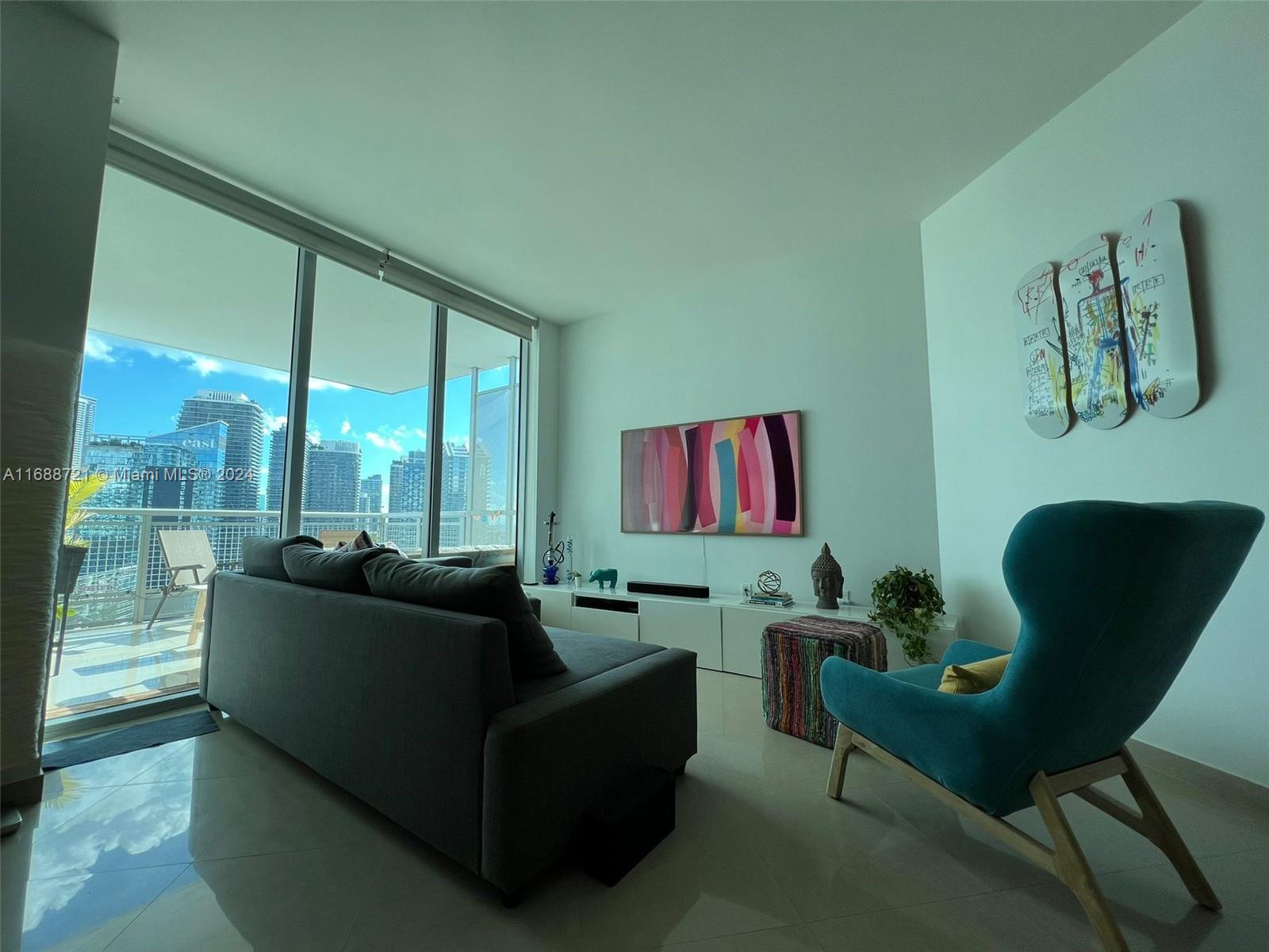350 S Miami Ave #3410, Miami FL 33130
