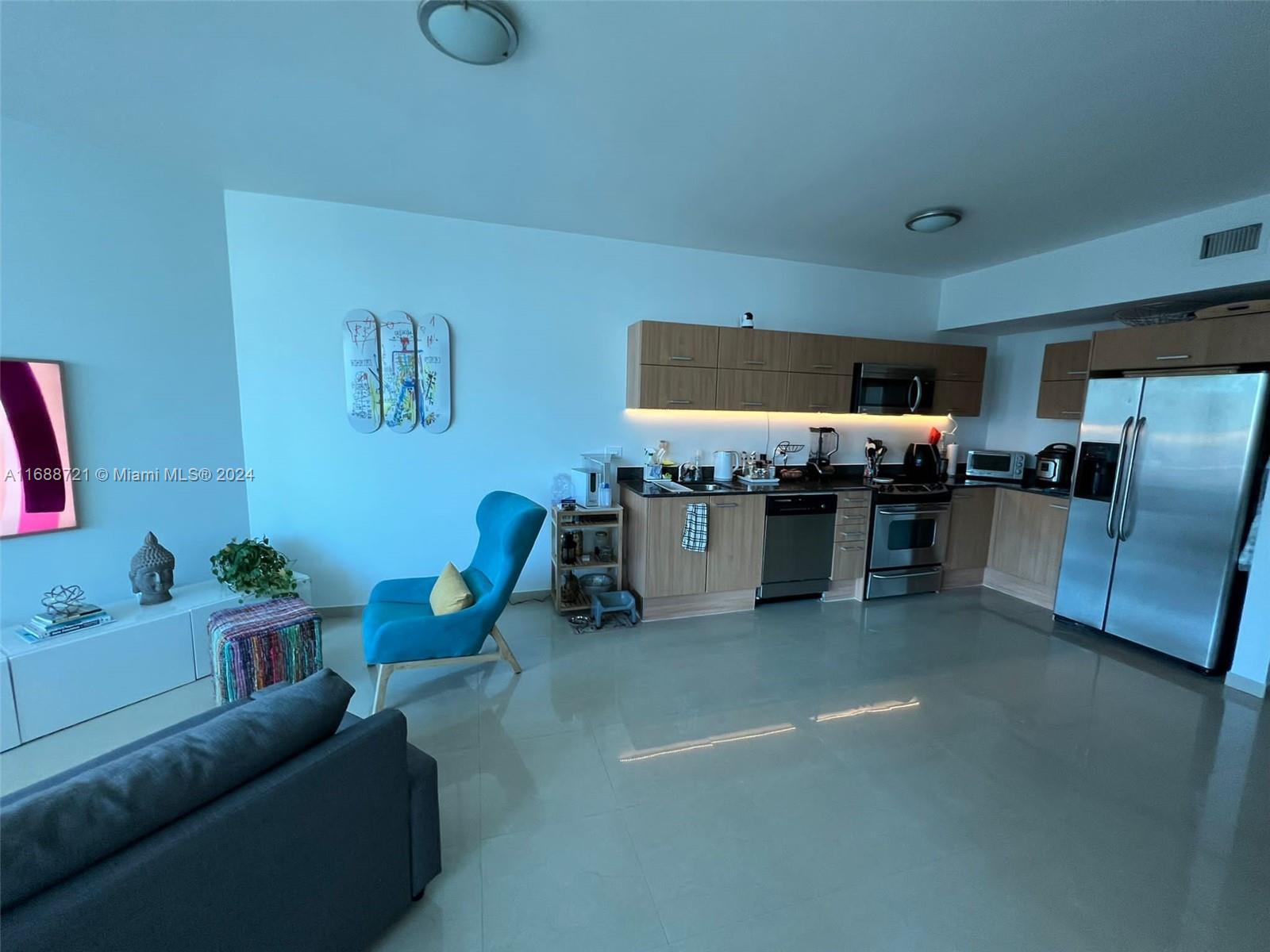 350 S Miami Ave #3410, Miami FL 33130
