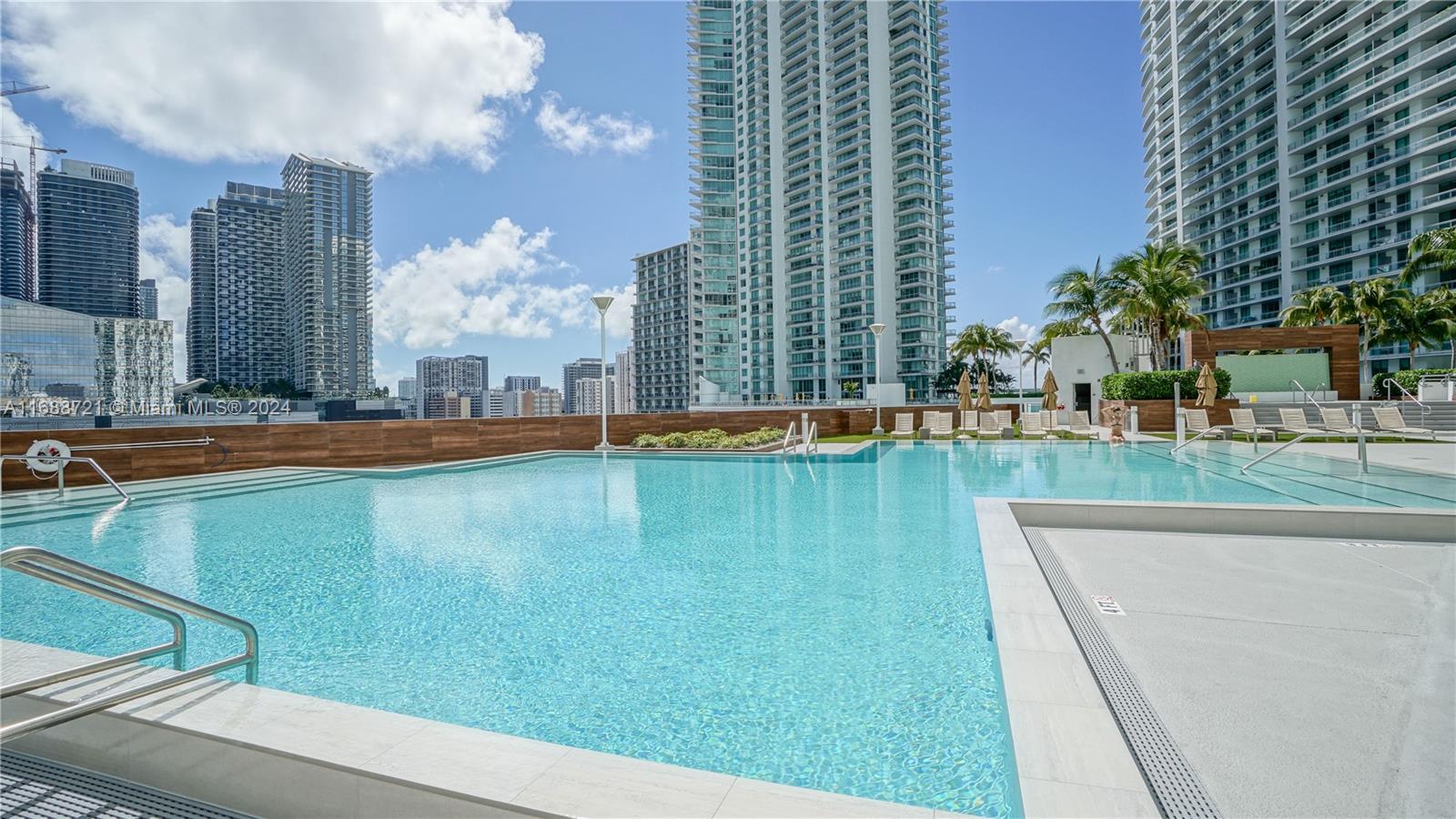 350 S Miami Ave #3410, Miami FL 33130