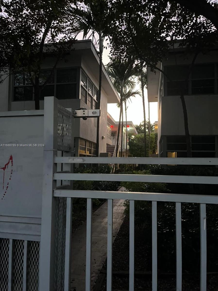 Listing Photo 10