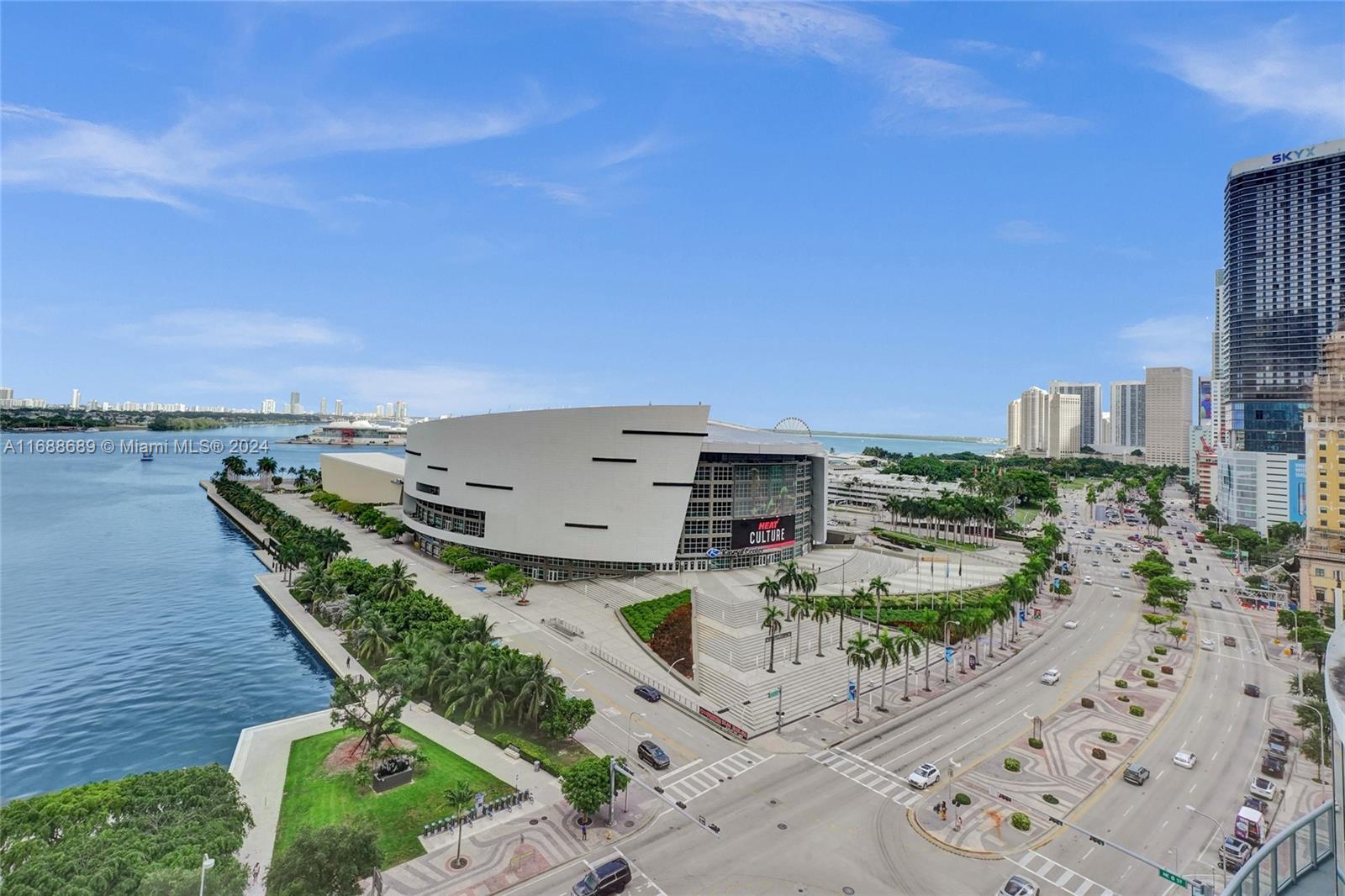 888 Biscayne Blvd #4001, Miami FL 33132