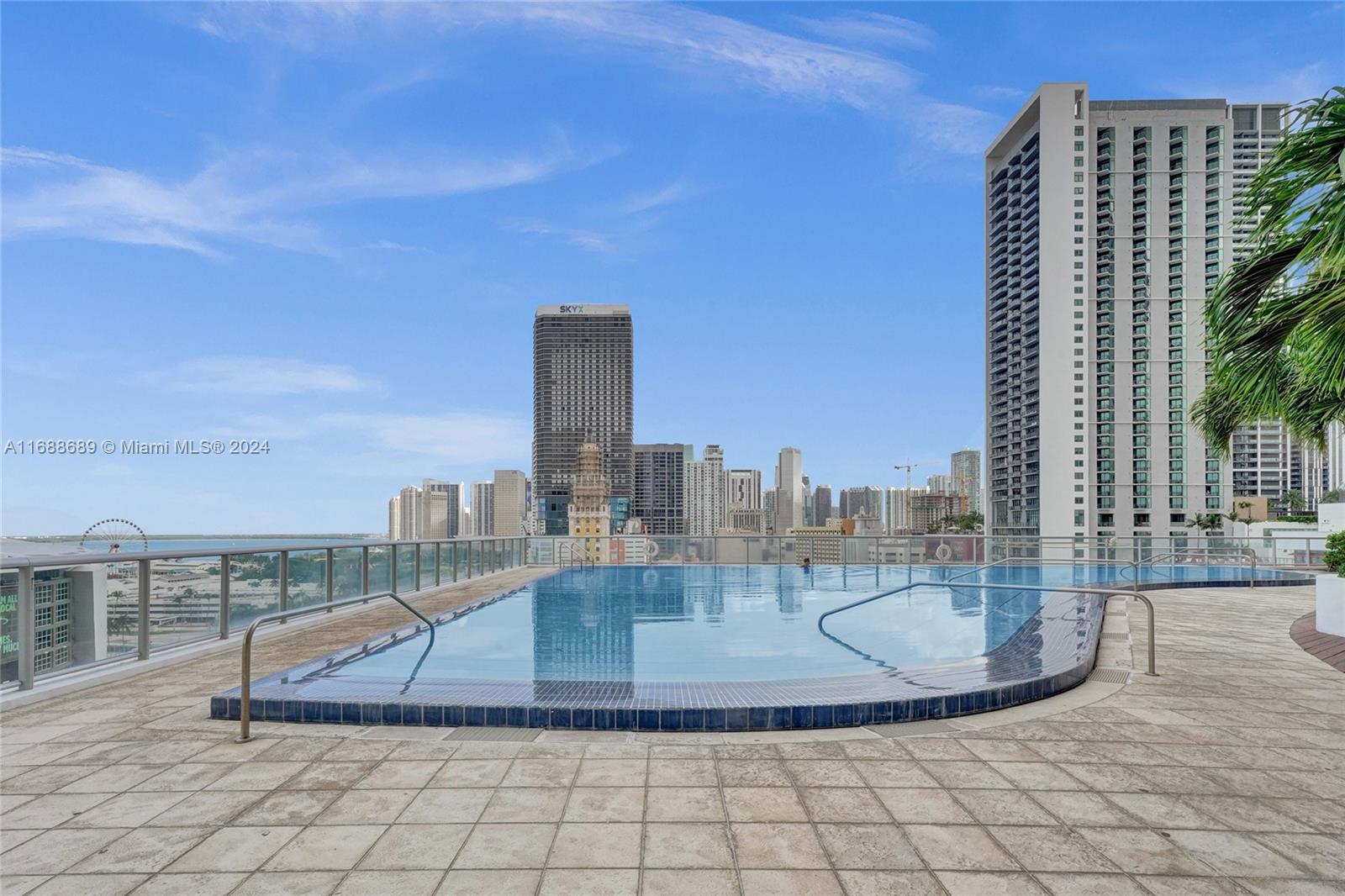 888 Biscayne Blvd #4001, Miami FL 33132