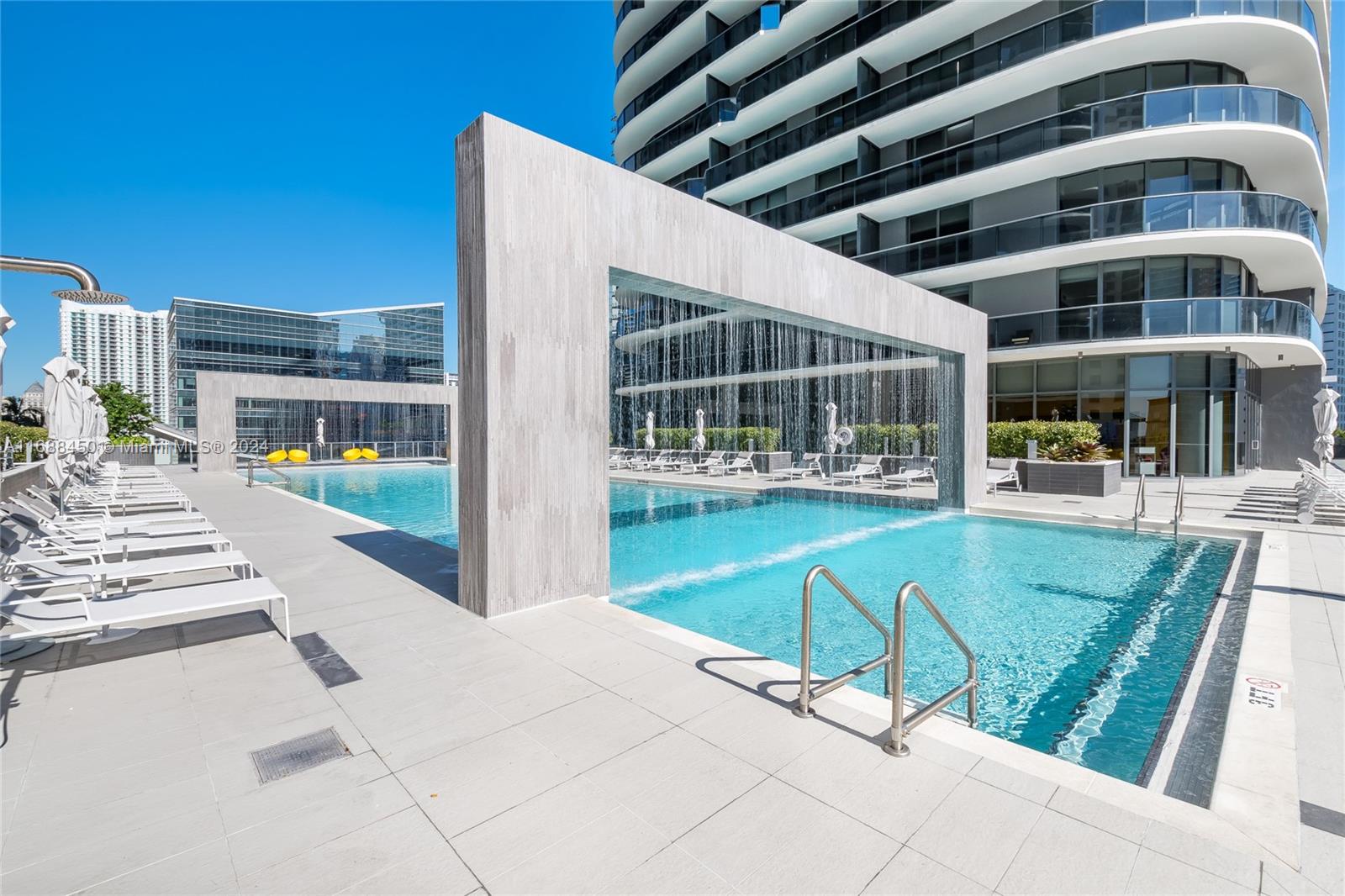 55 SW 9th St #1610, Miami FL 33130