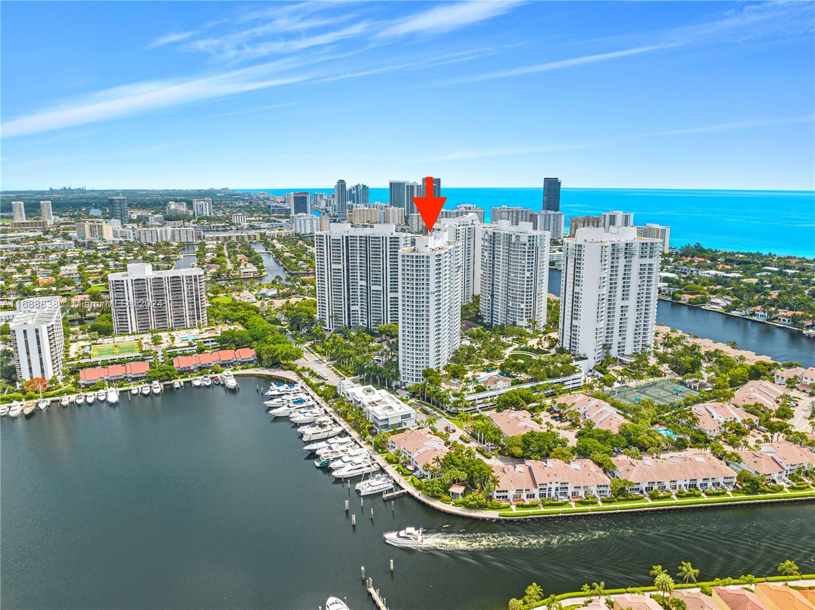 21055 Yacht Club Dr #802, Aventura, Florida image 27