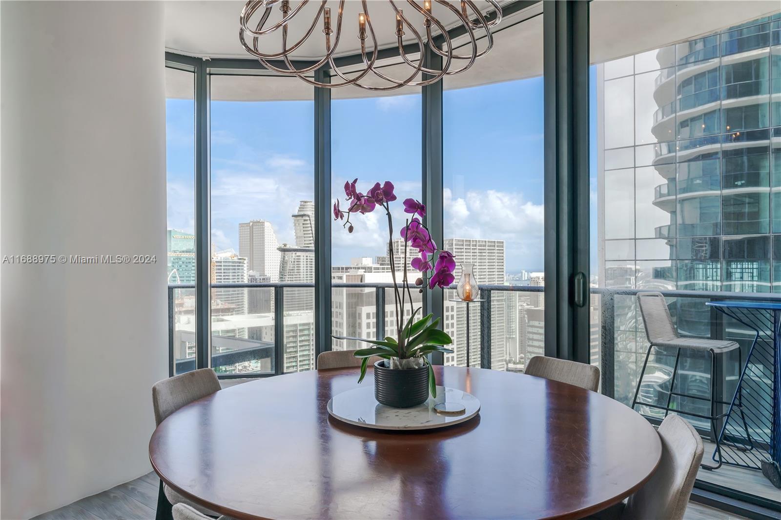 801 S Miami Ave #5105, Miami FL 33130