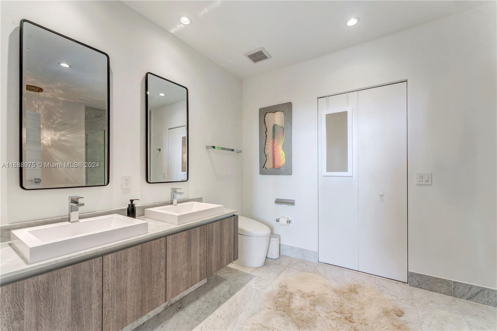 801 S Miami Ave #5105, Miami FL 33130