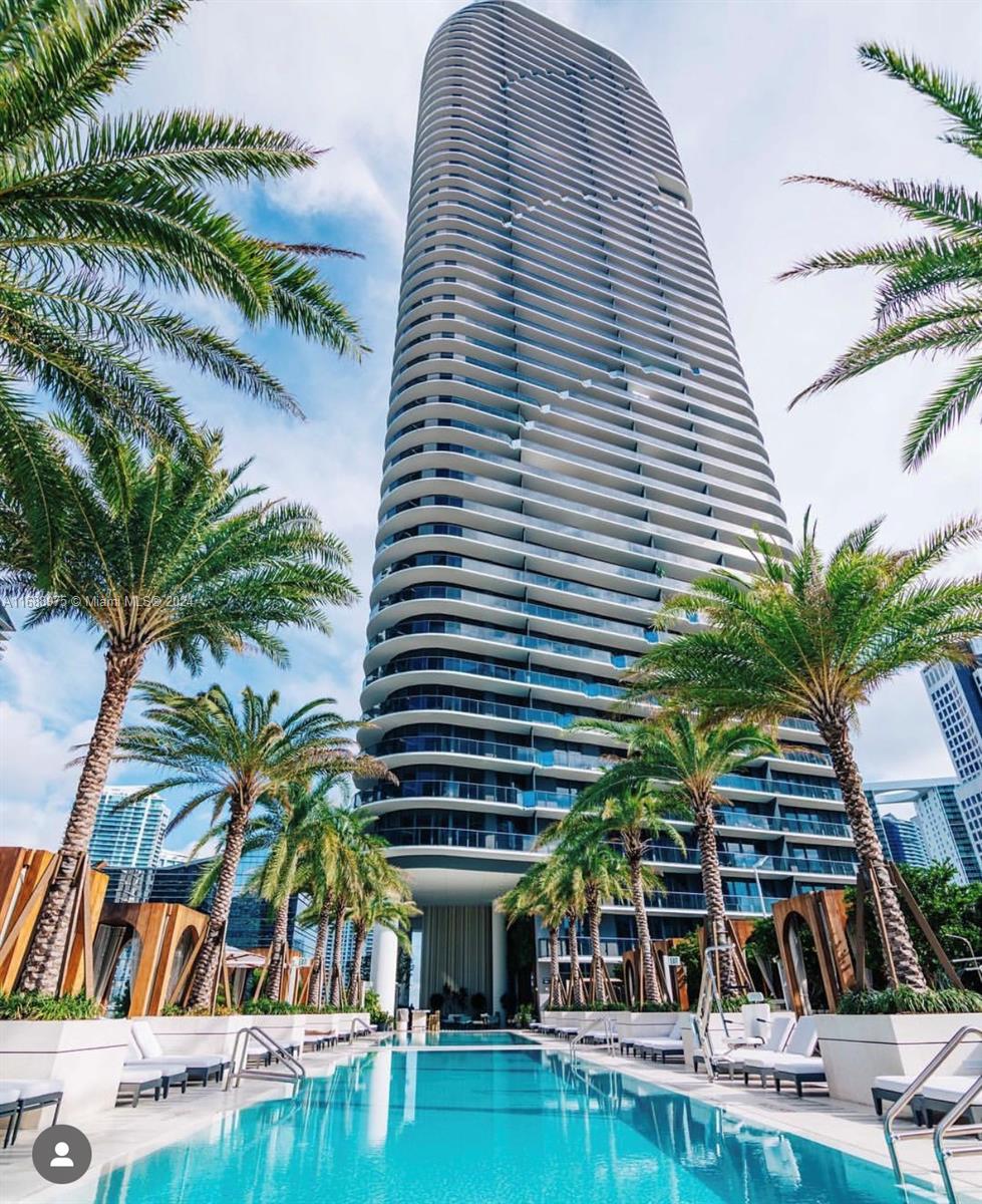801 S Miami Ave #5105, Miami FL 33130
