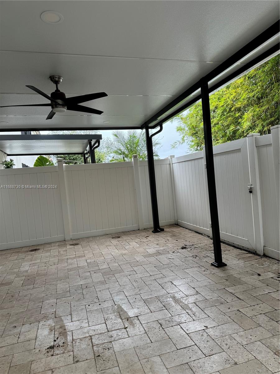 3409 W 92nd Pl, Hialeah, Florida image 42