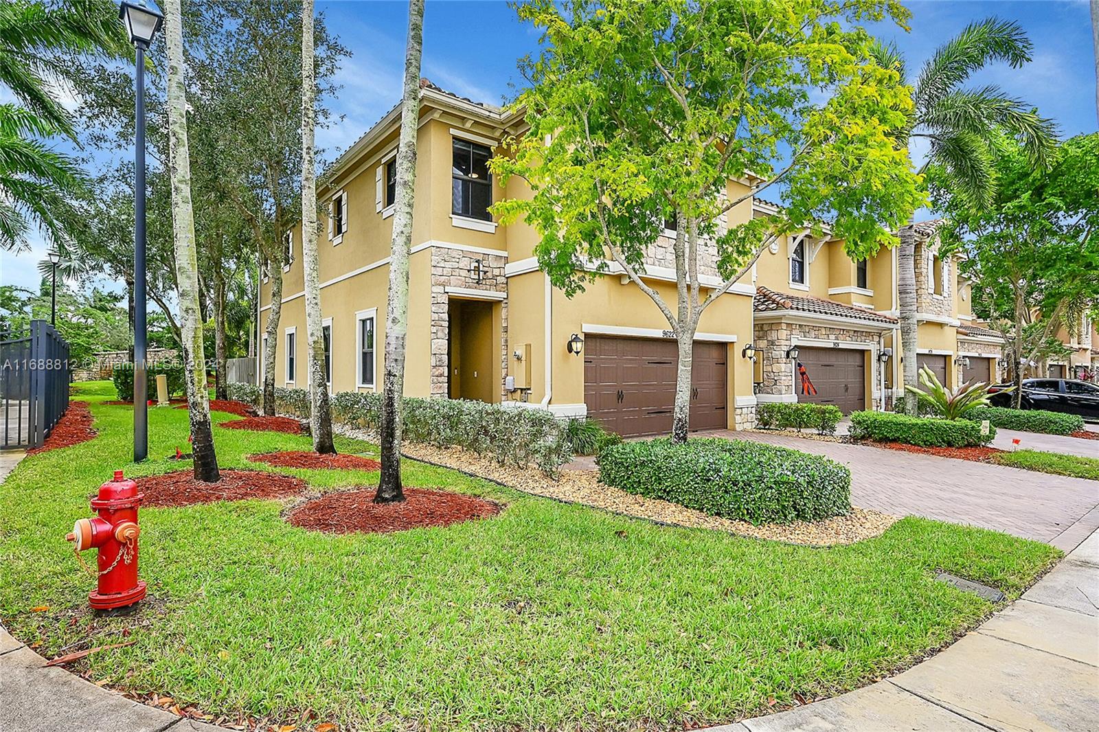 9622 S Town Parc Cir S, Parkland, Florida image 37